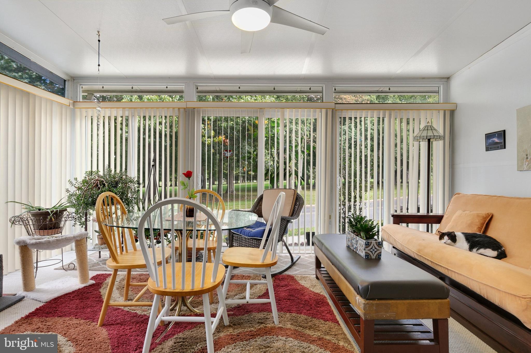 LEISURE WORLD - Residential