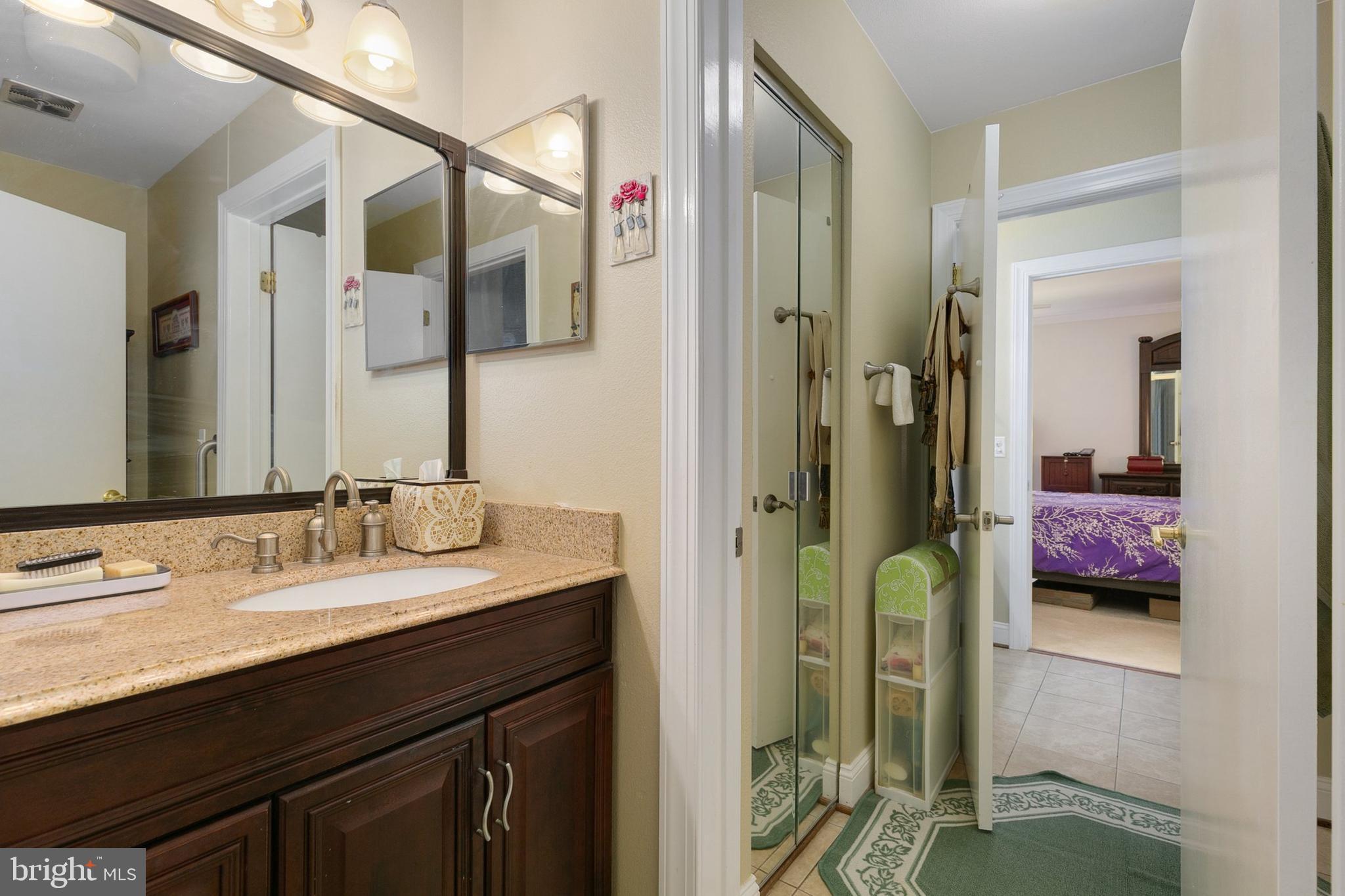 LEISURE WORLD - Residential