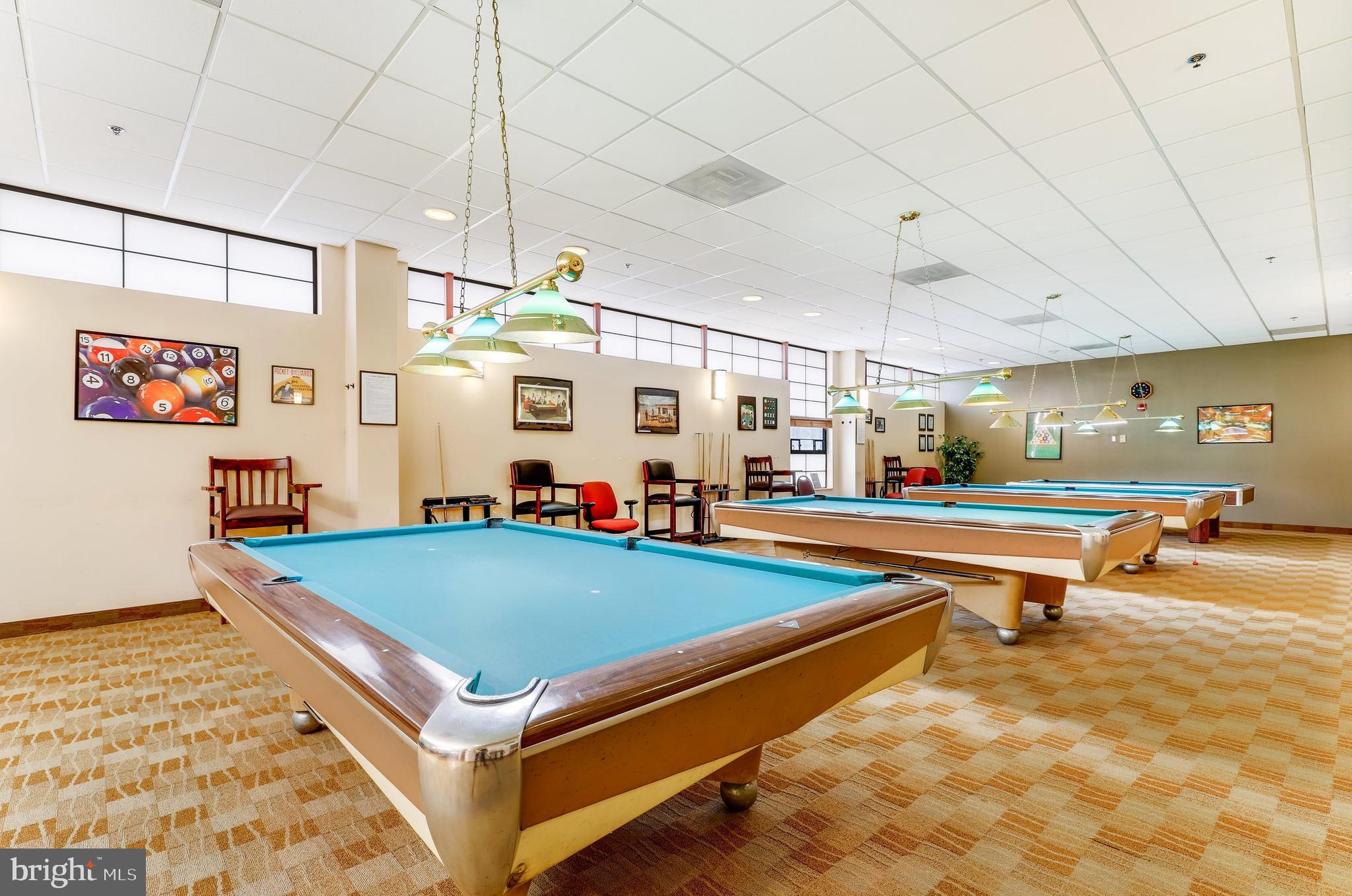 LEISURE WORLD - Residential