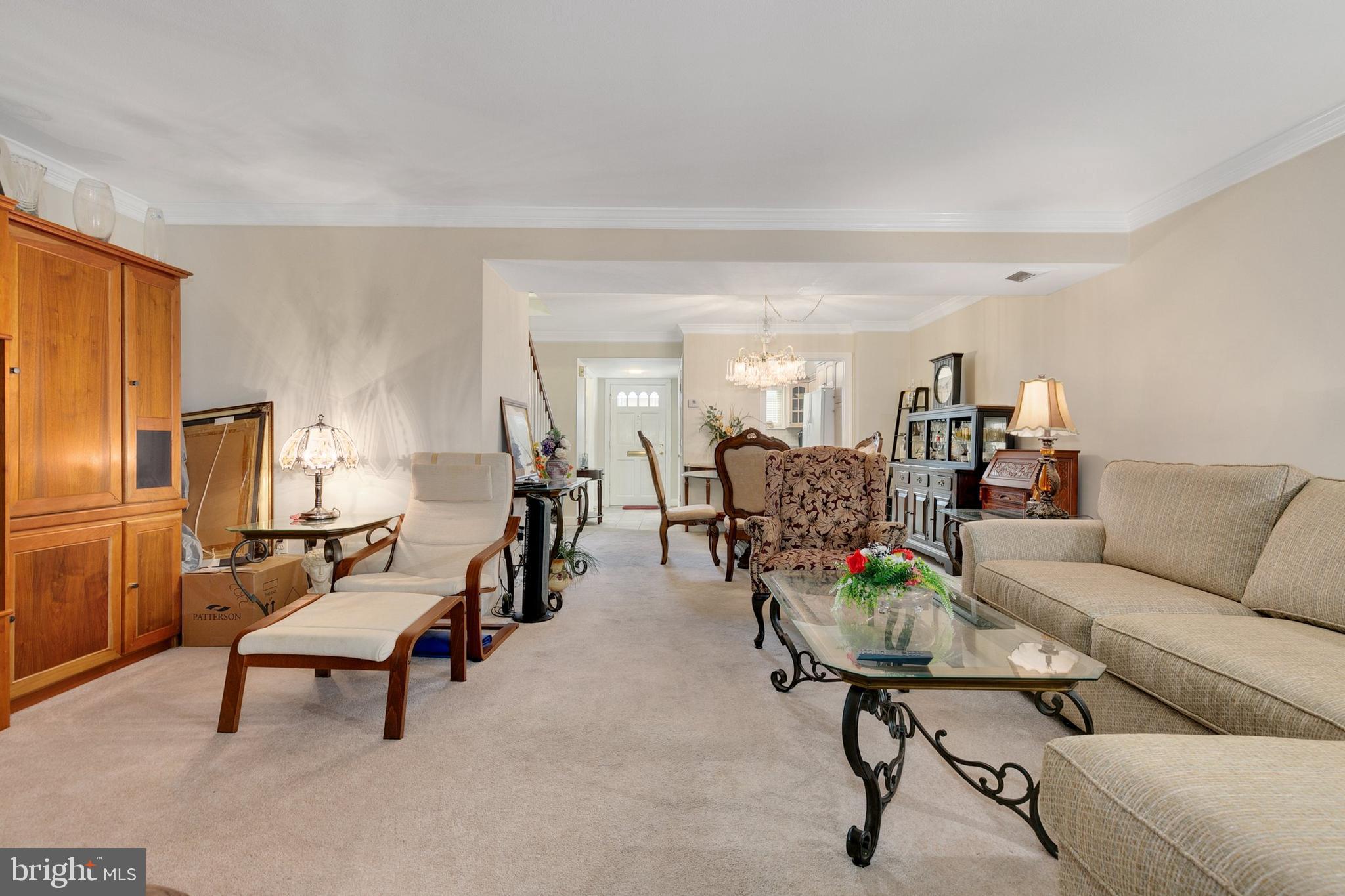 LEISURE WORLD - Residential