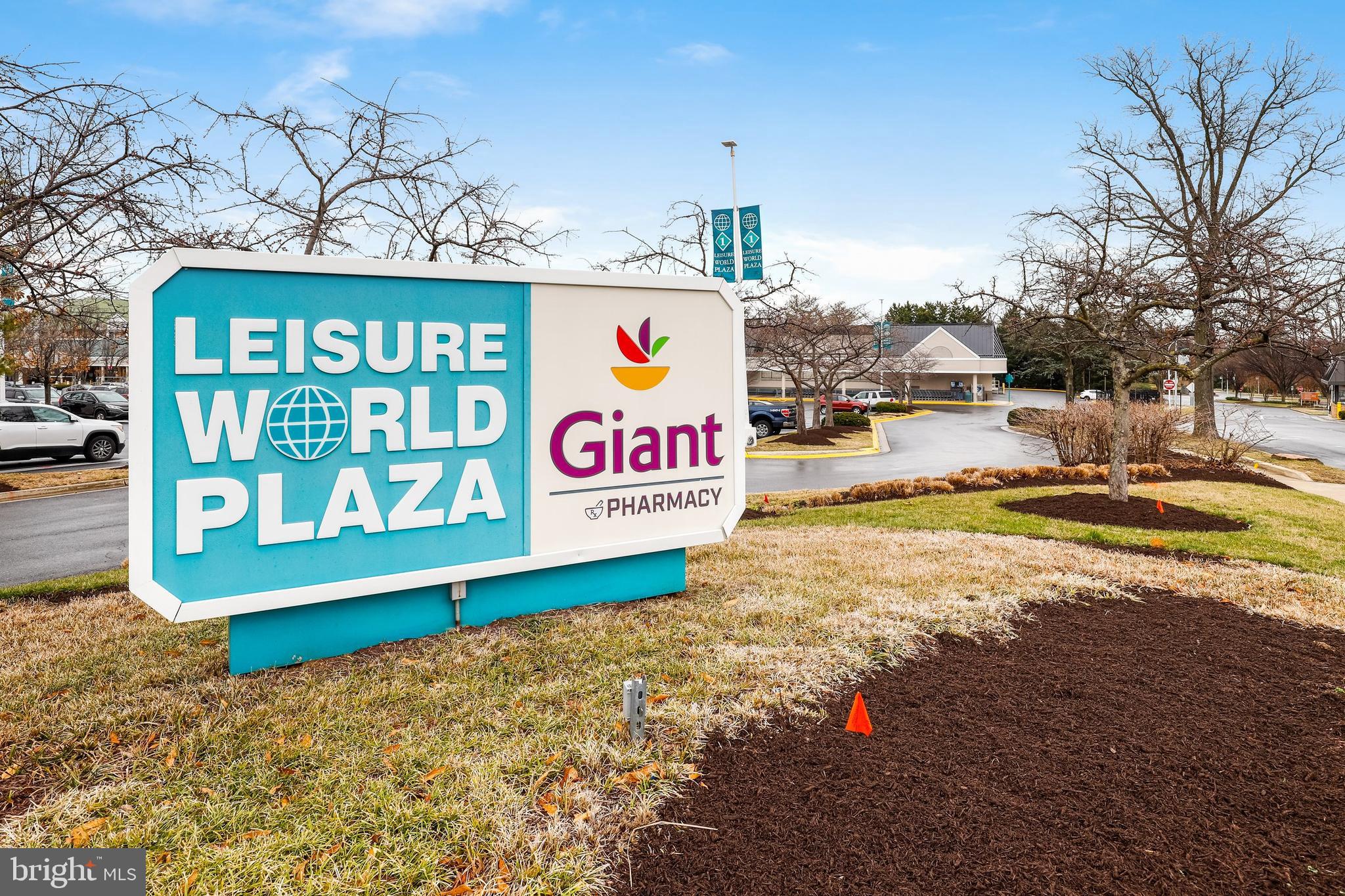 LEISURE WORLD - Residential