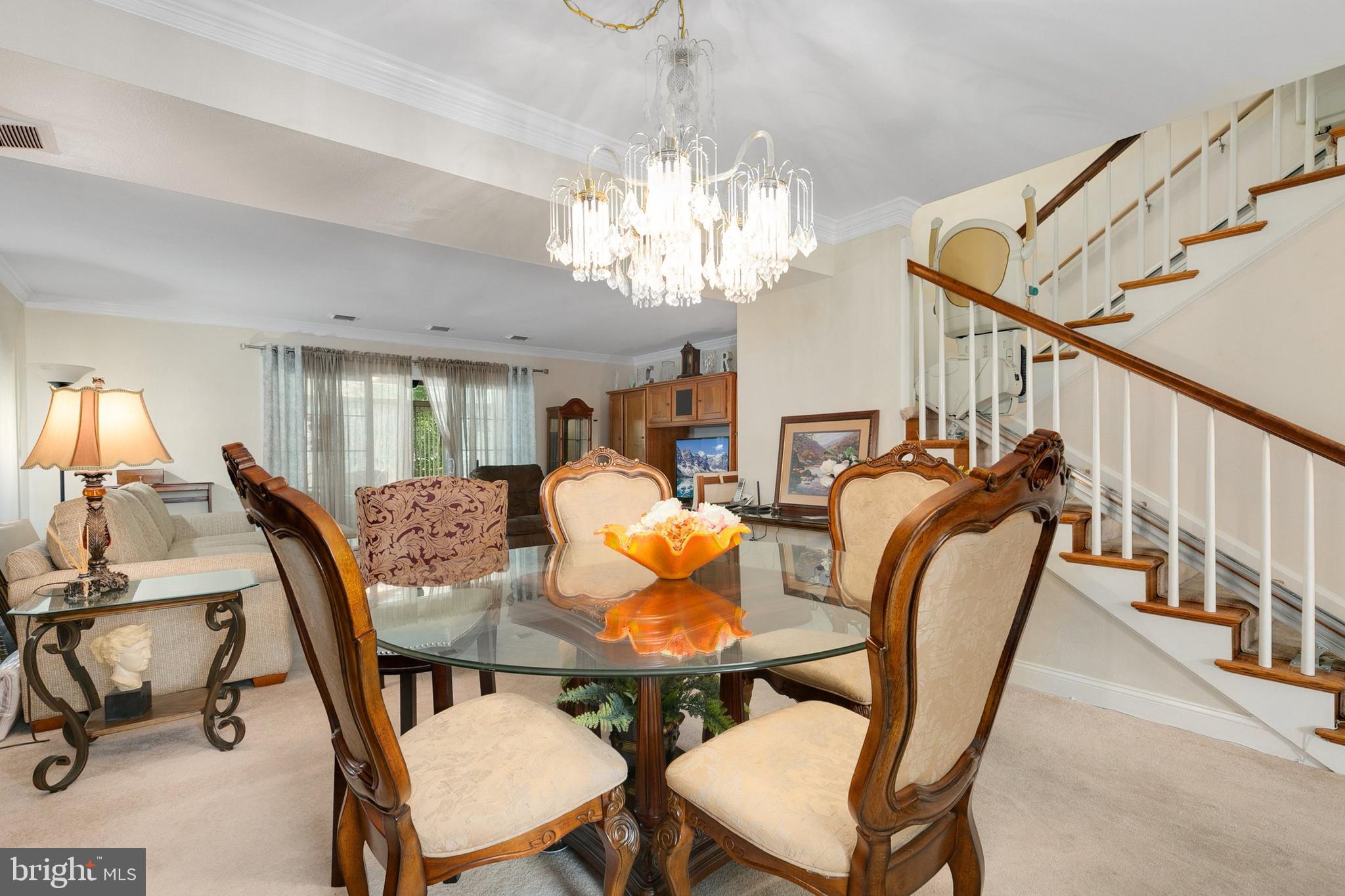 LEISURE WORLD - Residential