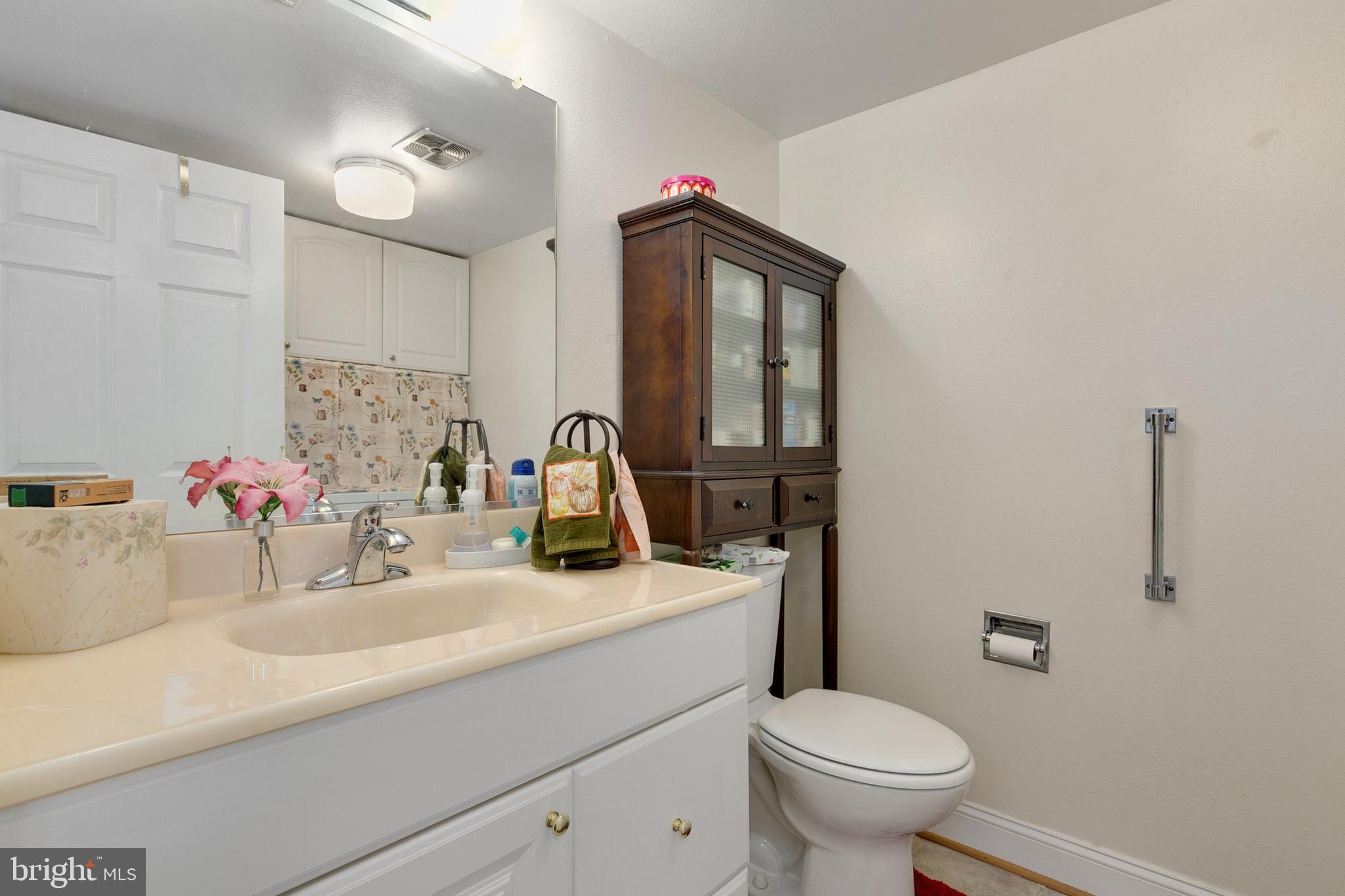 LEISURE WORLD - Residential