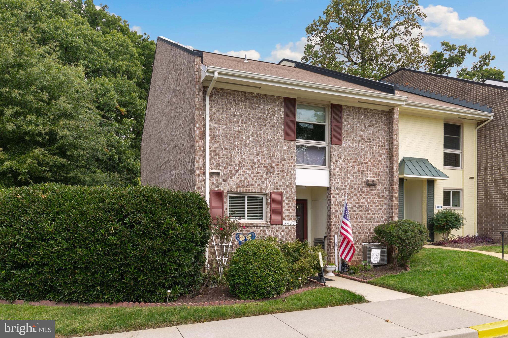 LEISURE WORLD - Residential