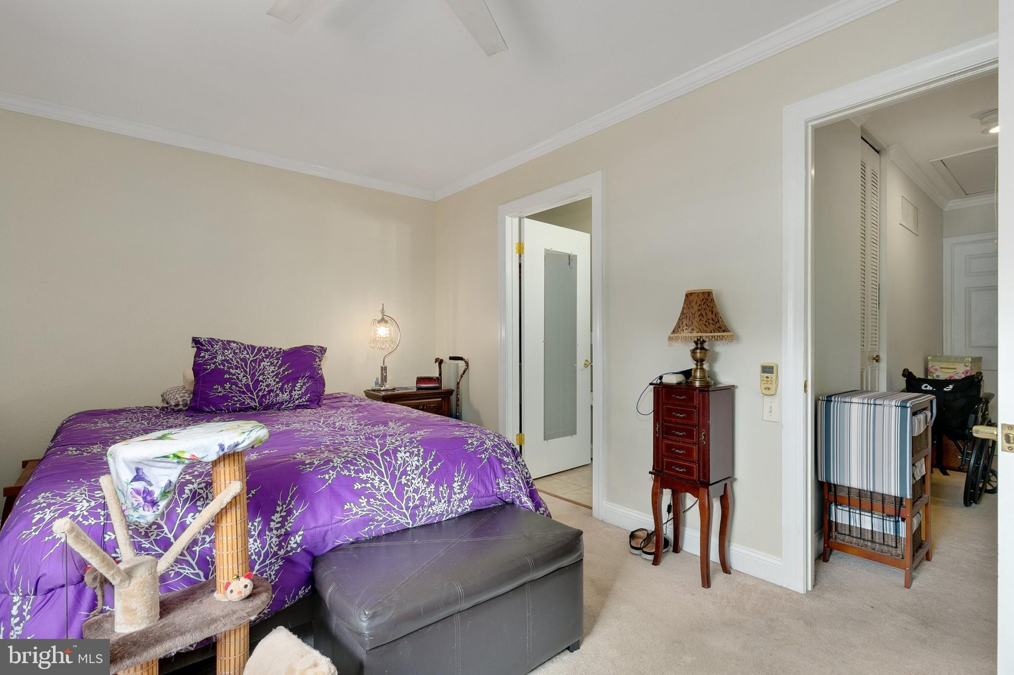 LEISURE WORLD - Residential