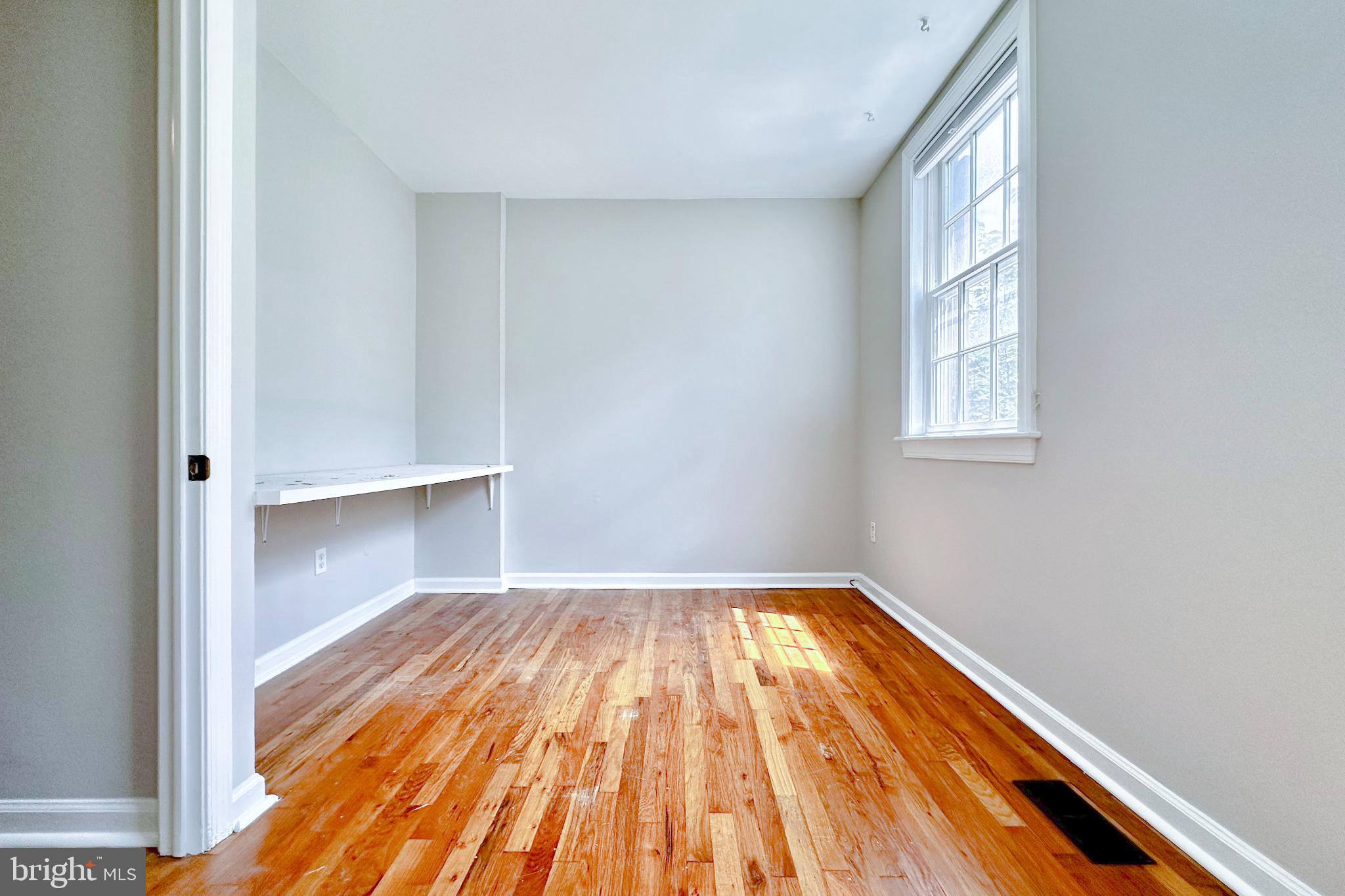 WASHINGTON SQ WEST - Residential Lease