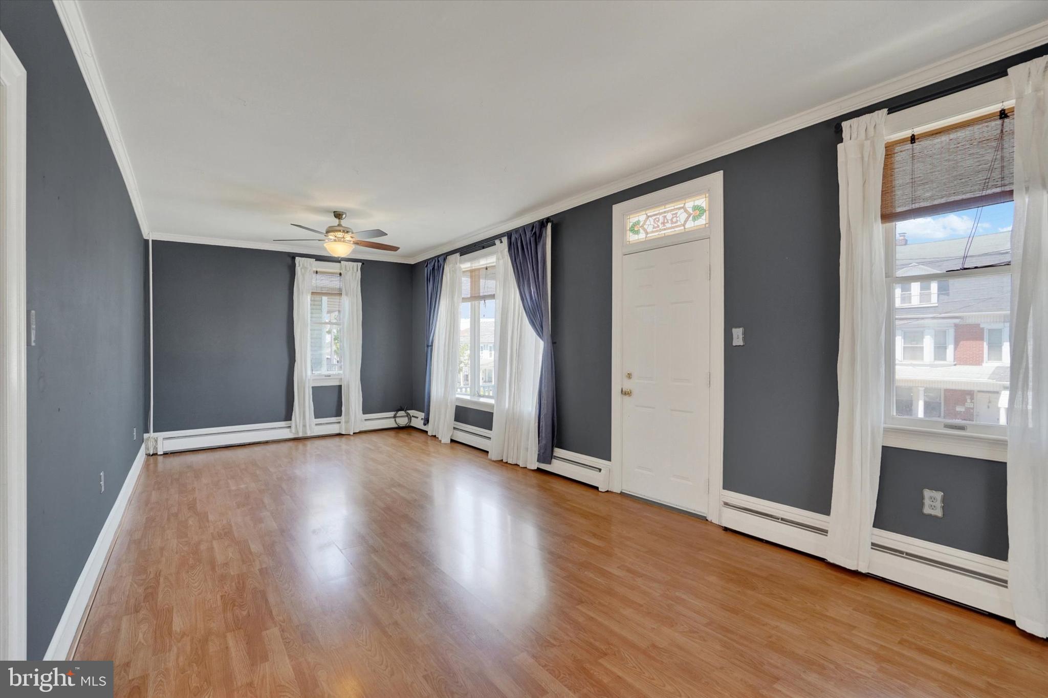 542 W BROADWAY