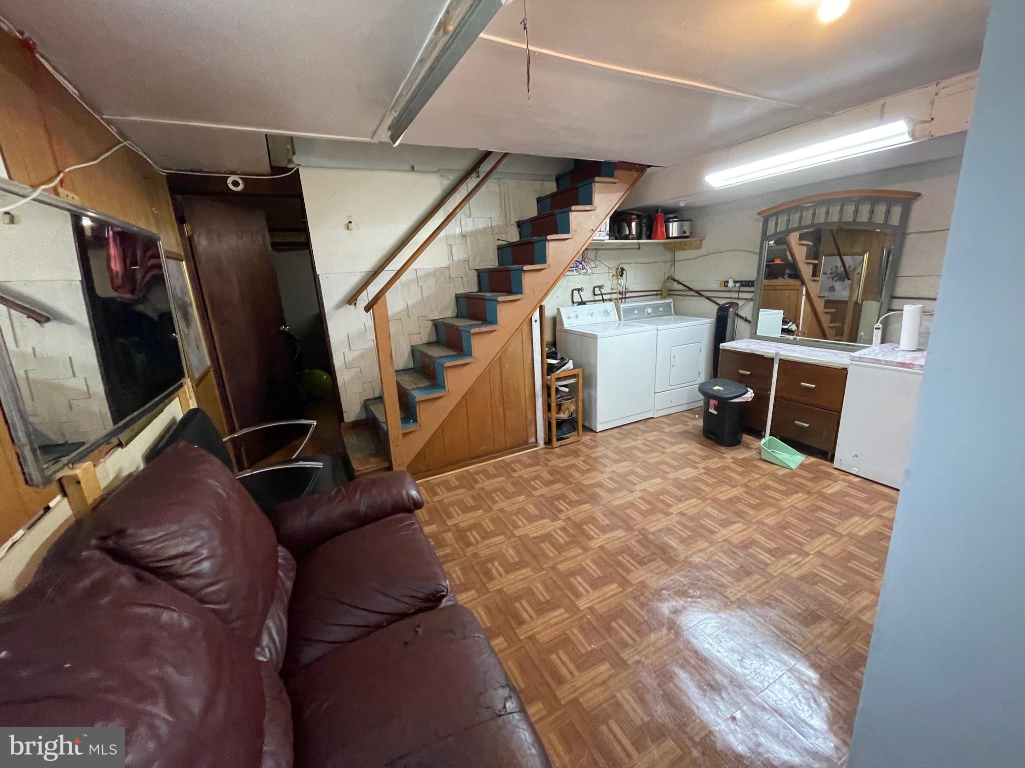 ELM RIDGE - Residential