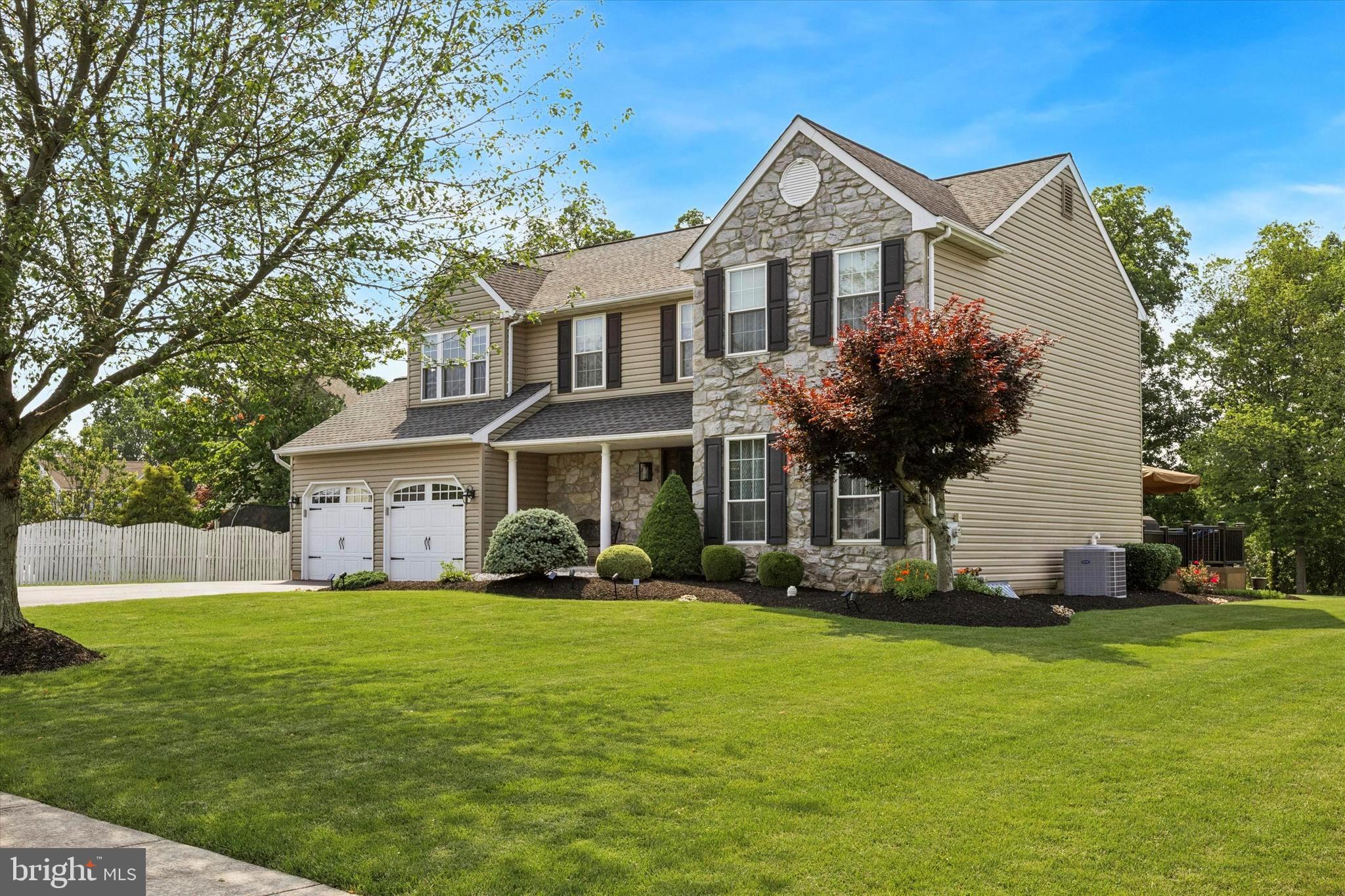 1447 BENTLEY DRIVE