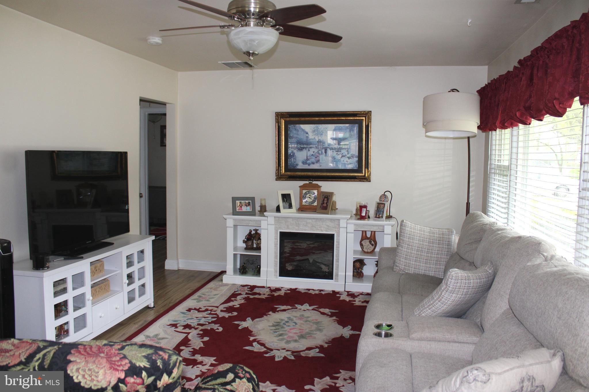 SHELBOURNE MANOR - Residential