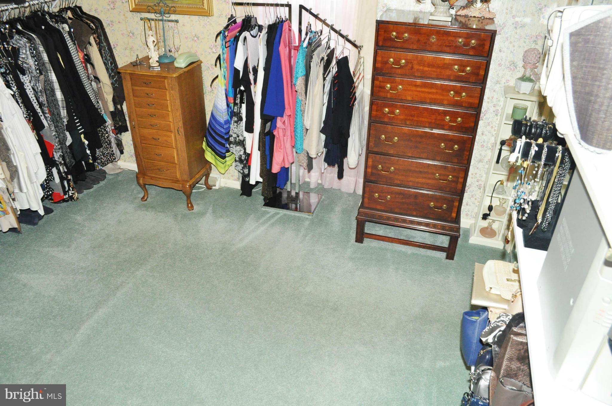 SMALLWOOD EST SUB - Residential