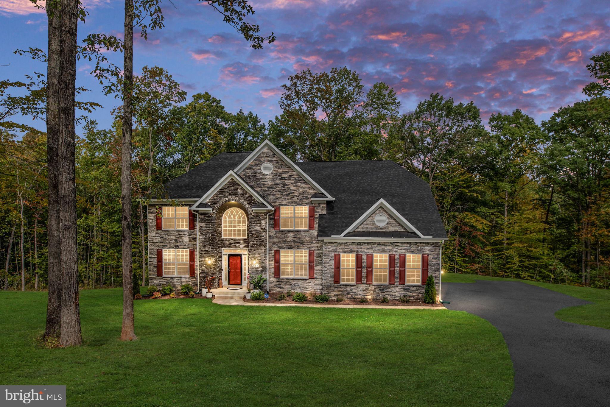 SULLIVAN ESTATES - Residential