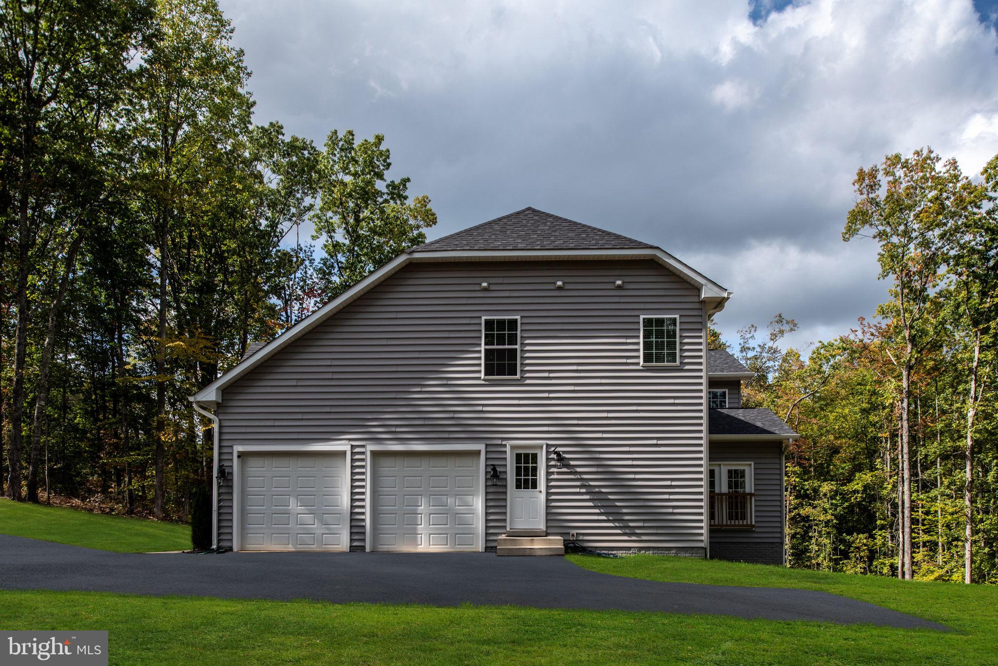 SULLIVAN ESTATES - Residential