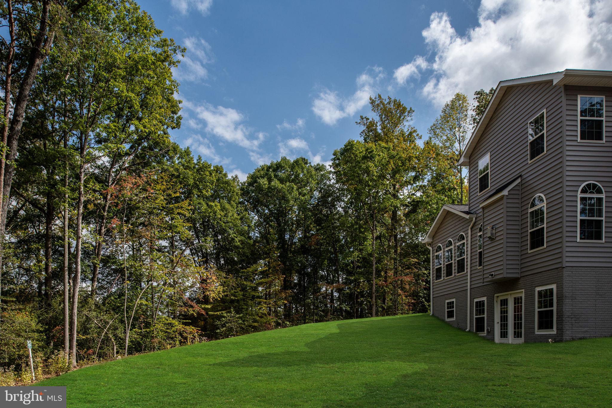 SULLIVAN ESTATES - Residential