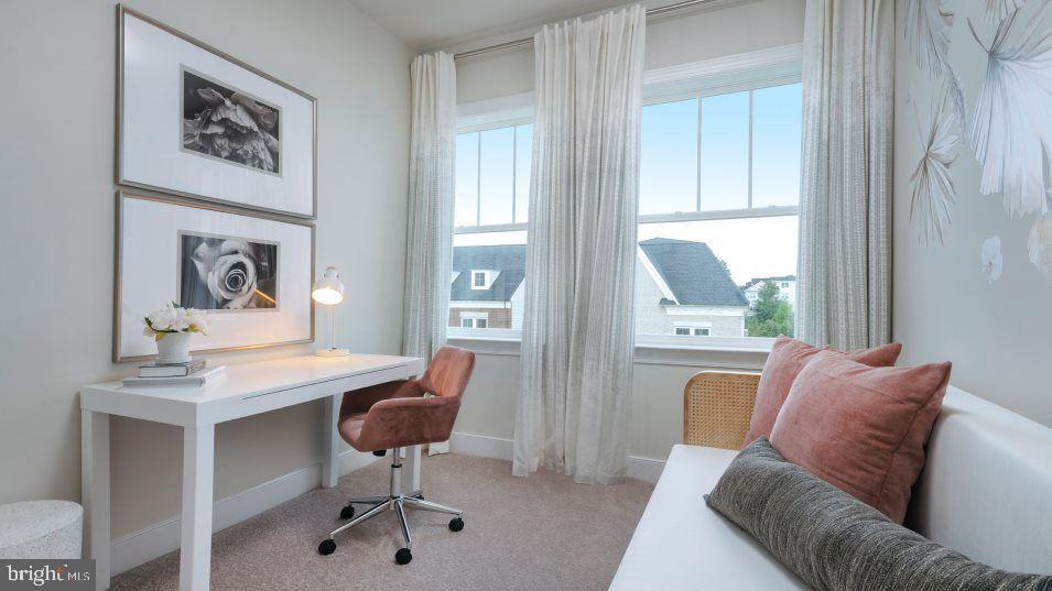 CROWN FARM - Residential