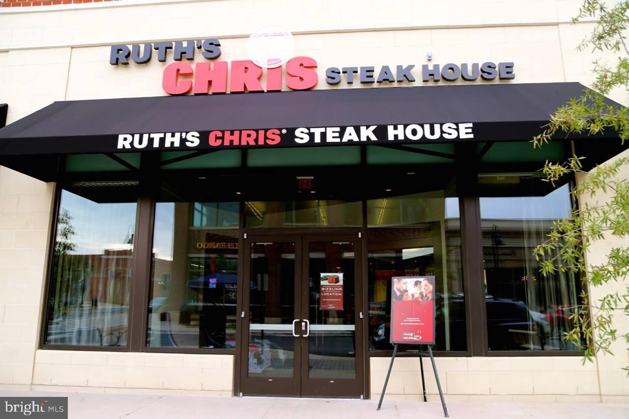 CROWN FARM - Residential