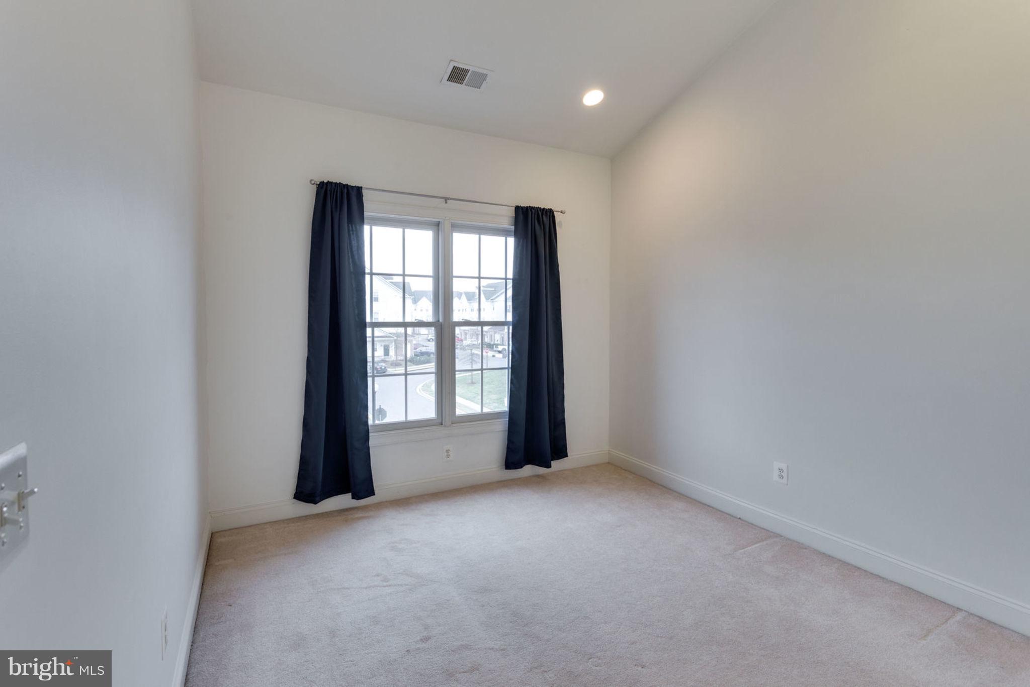 PIEDMONT SOUTH - Residential Lease
