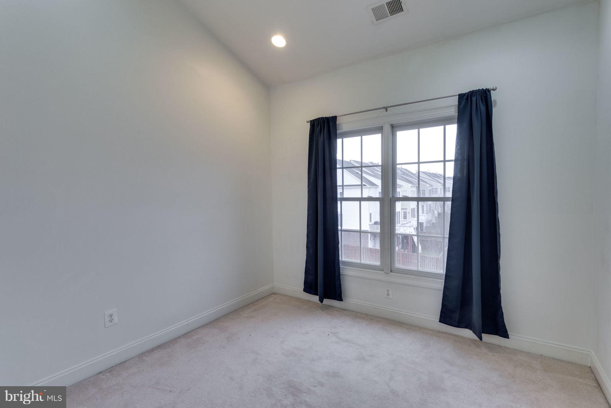 PIEDMONT SOUTH - Residential Lease