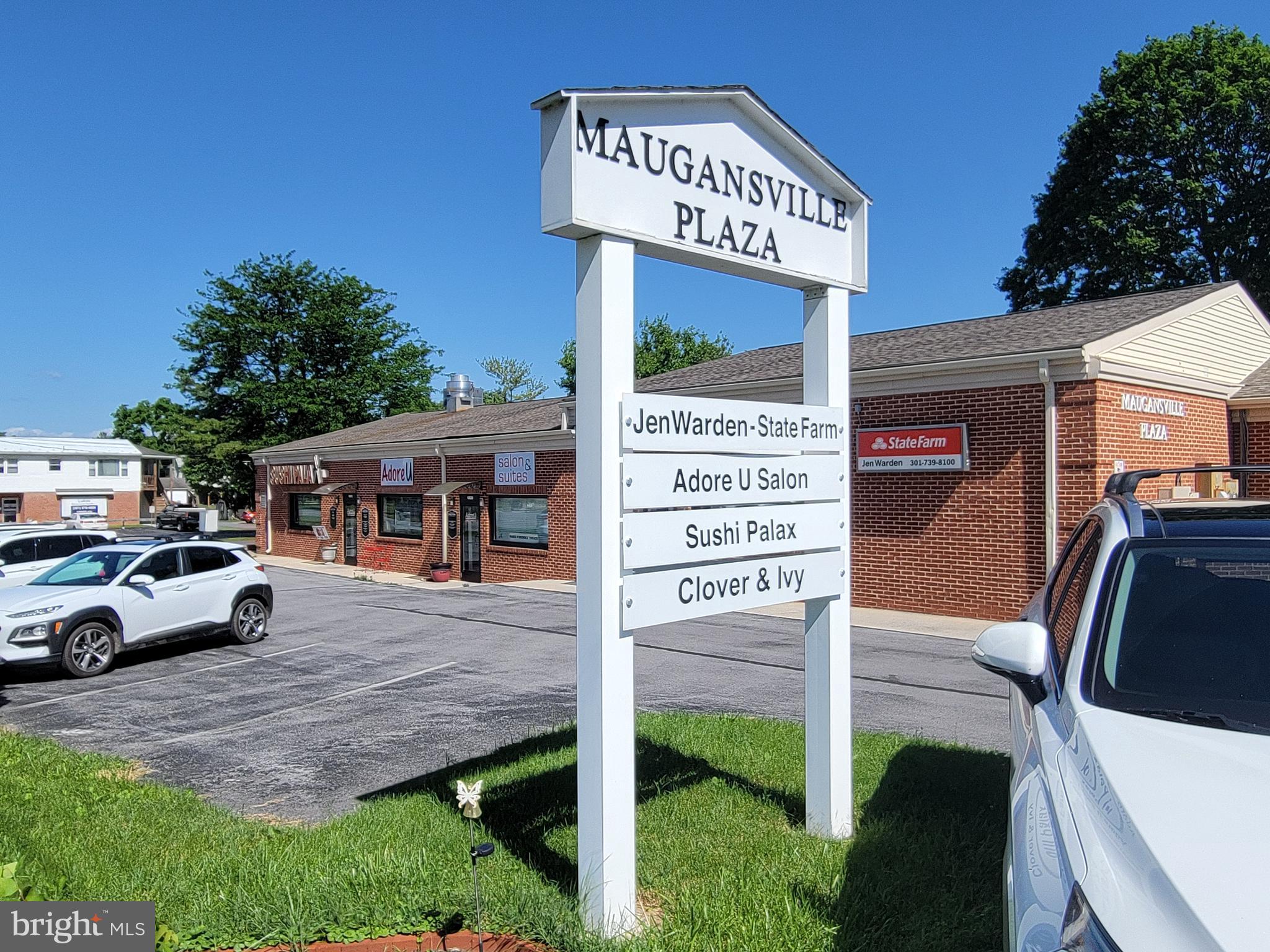 18028 MAUGANS AVENUE