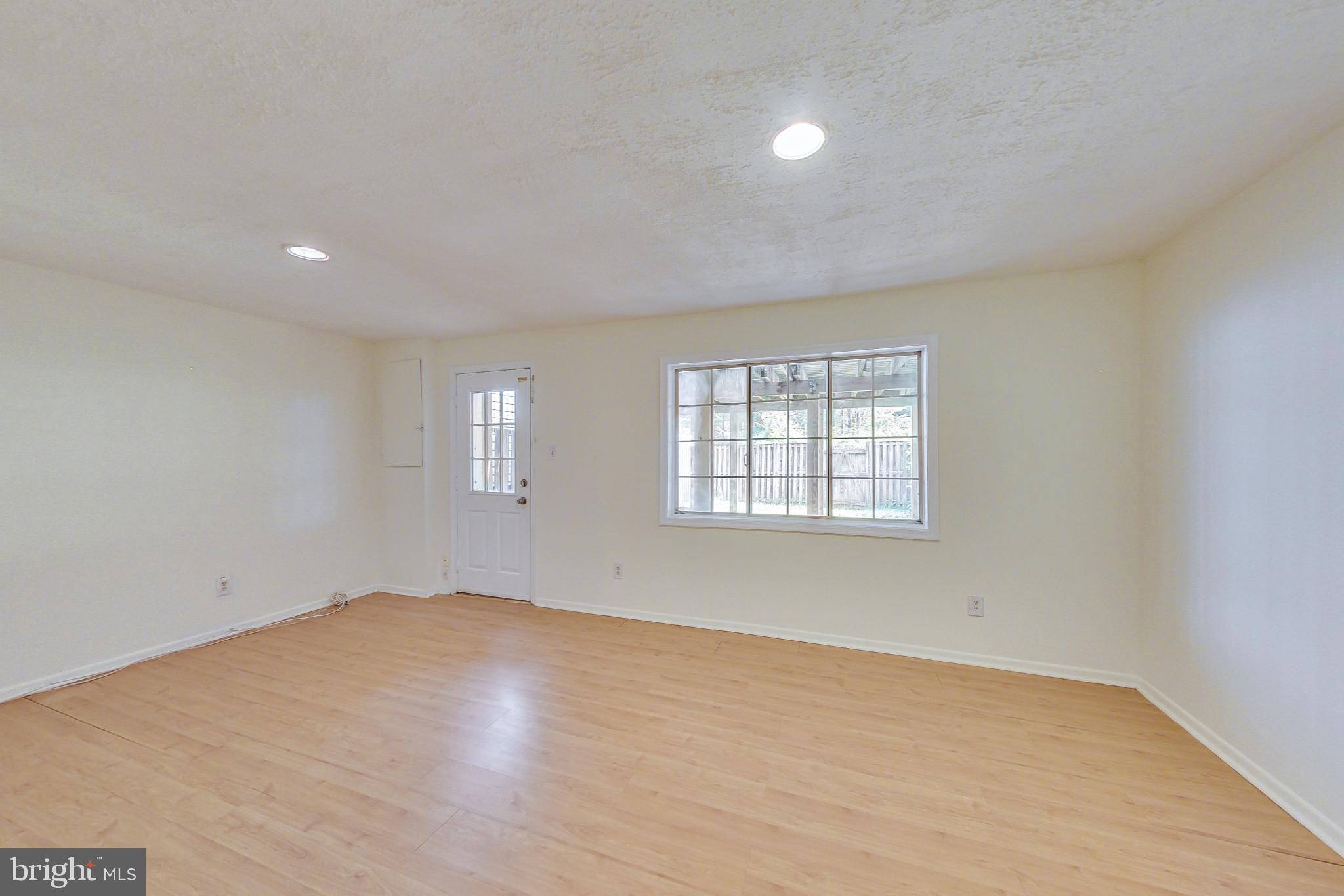 DUFIEF MILL - Residential Lease