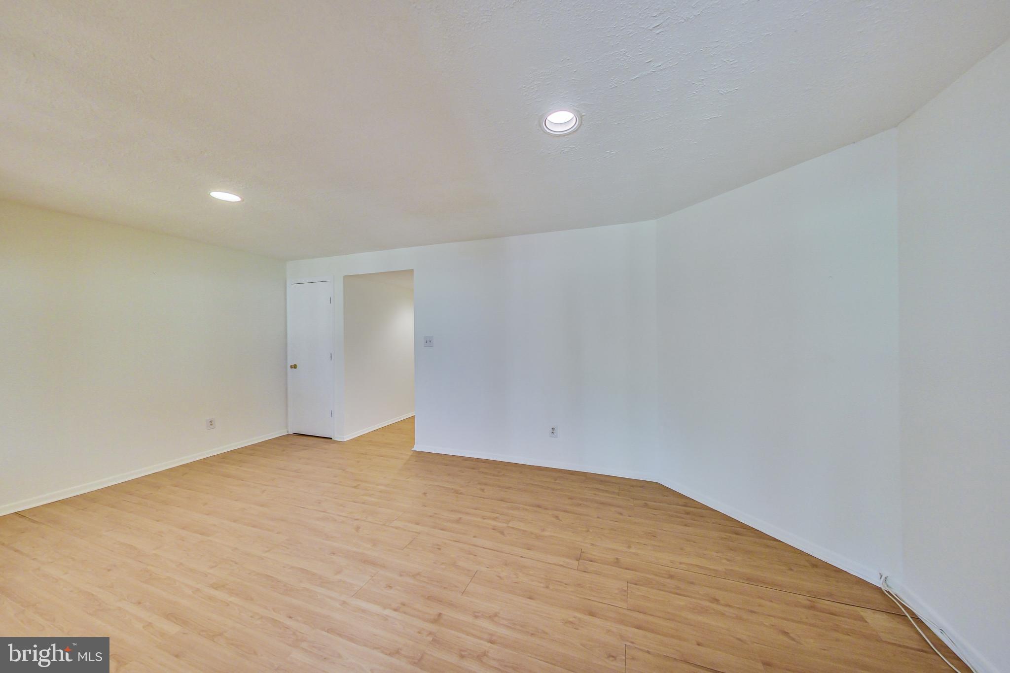 DUFIEF MILL - Residential Lease