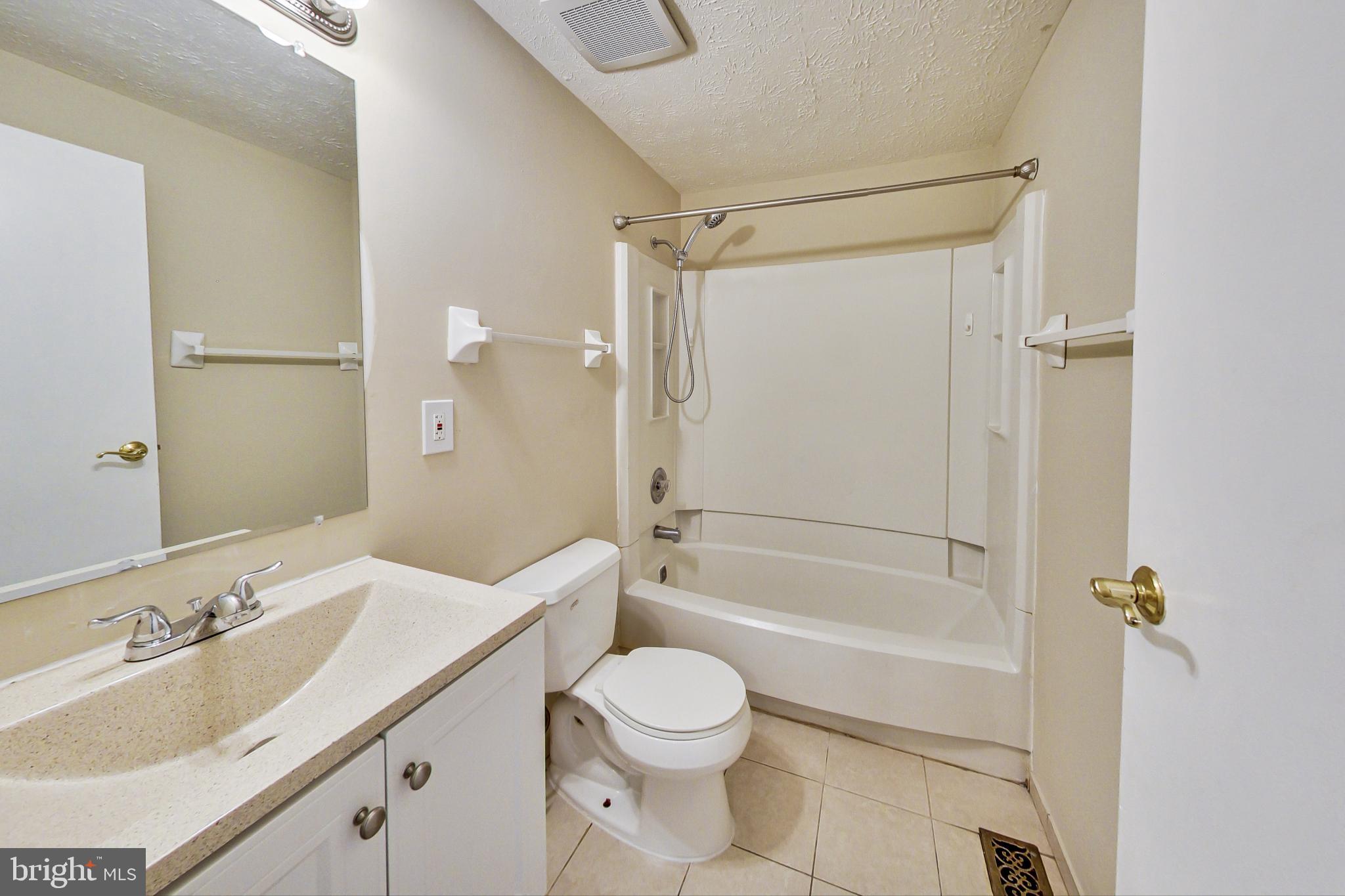 DUFIEF MILL - Residential Lease