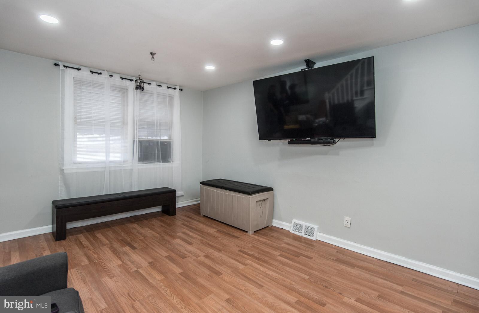 TACONY - Residential