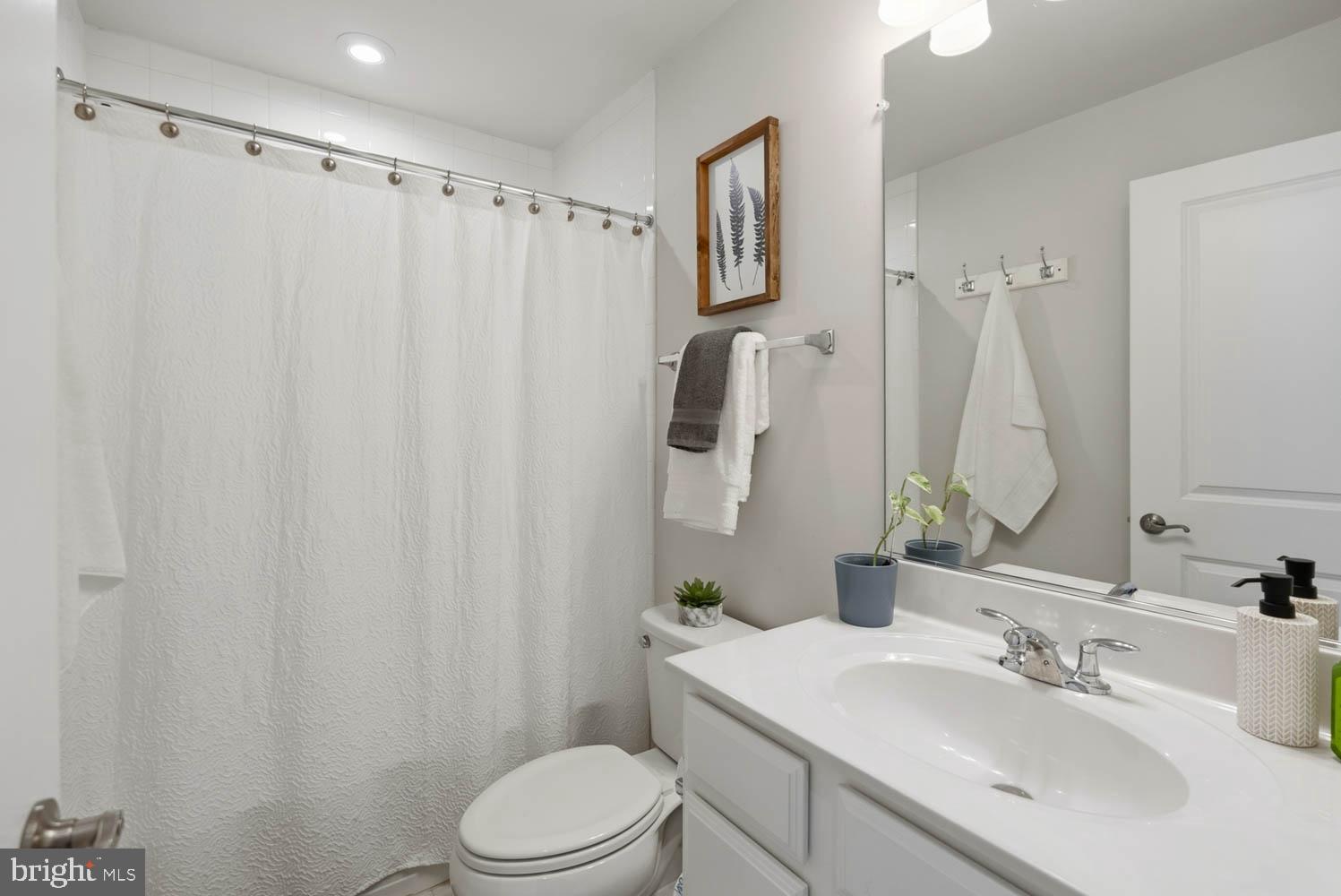 1601 GROVE CHESTNUT ROAD