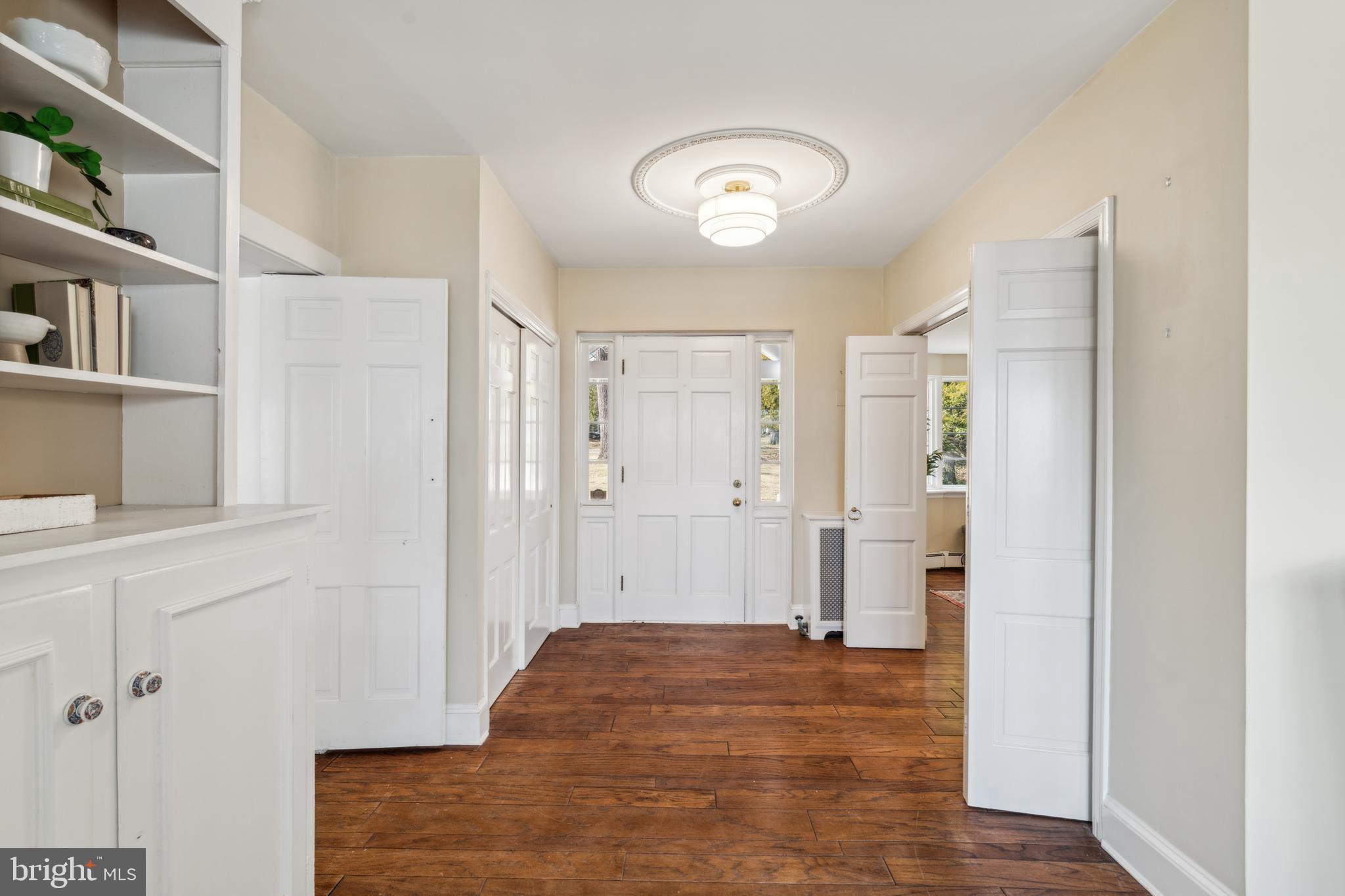 ANNAPOLIS COVE - Residential