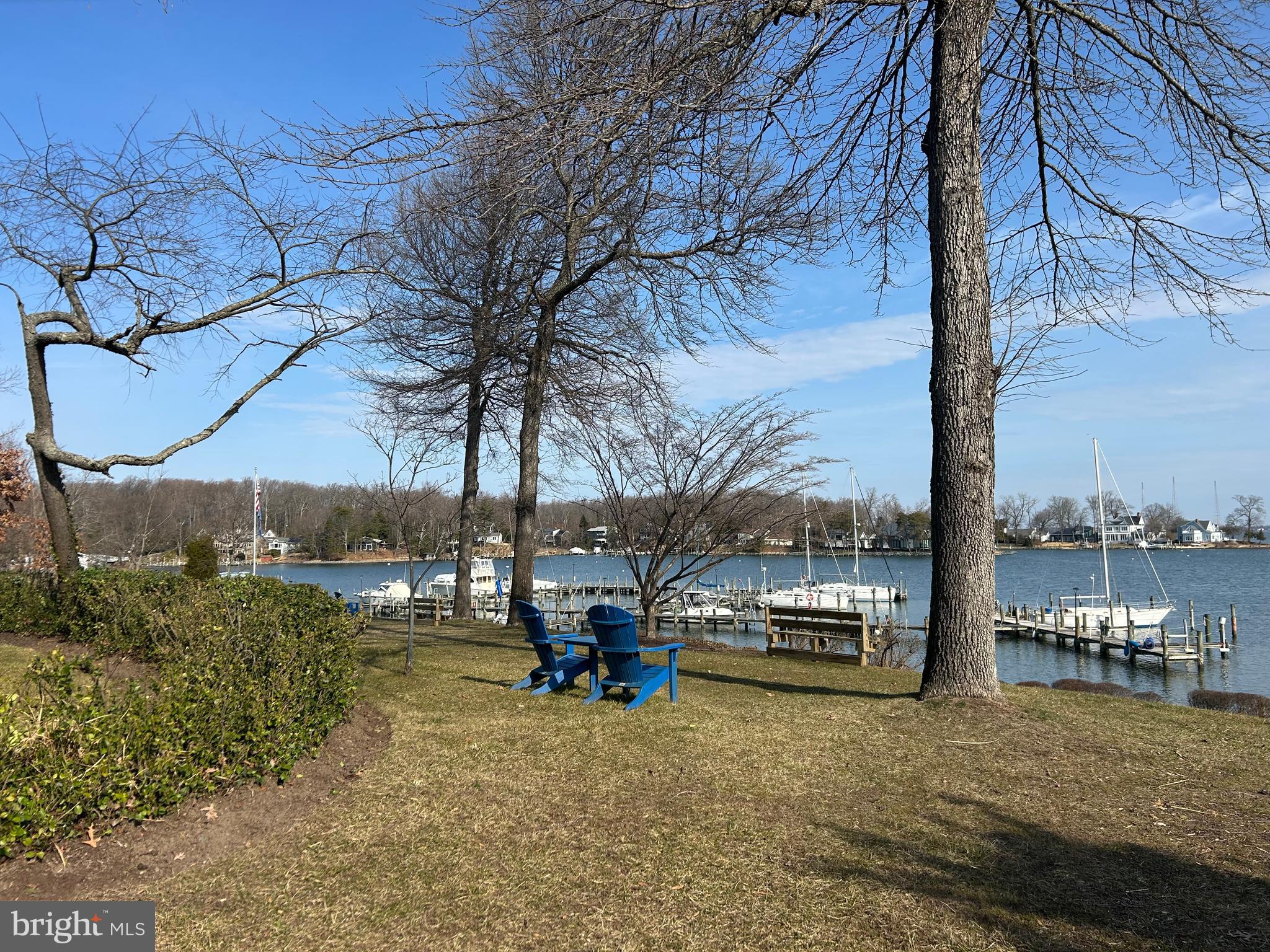 ANNAPOLIS COVE - Residential