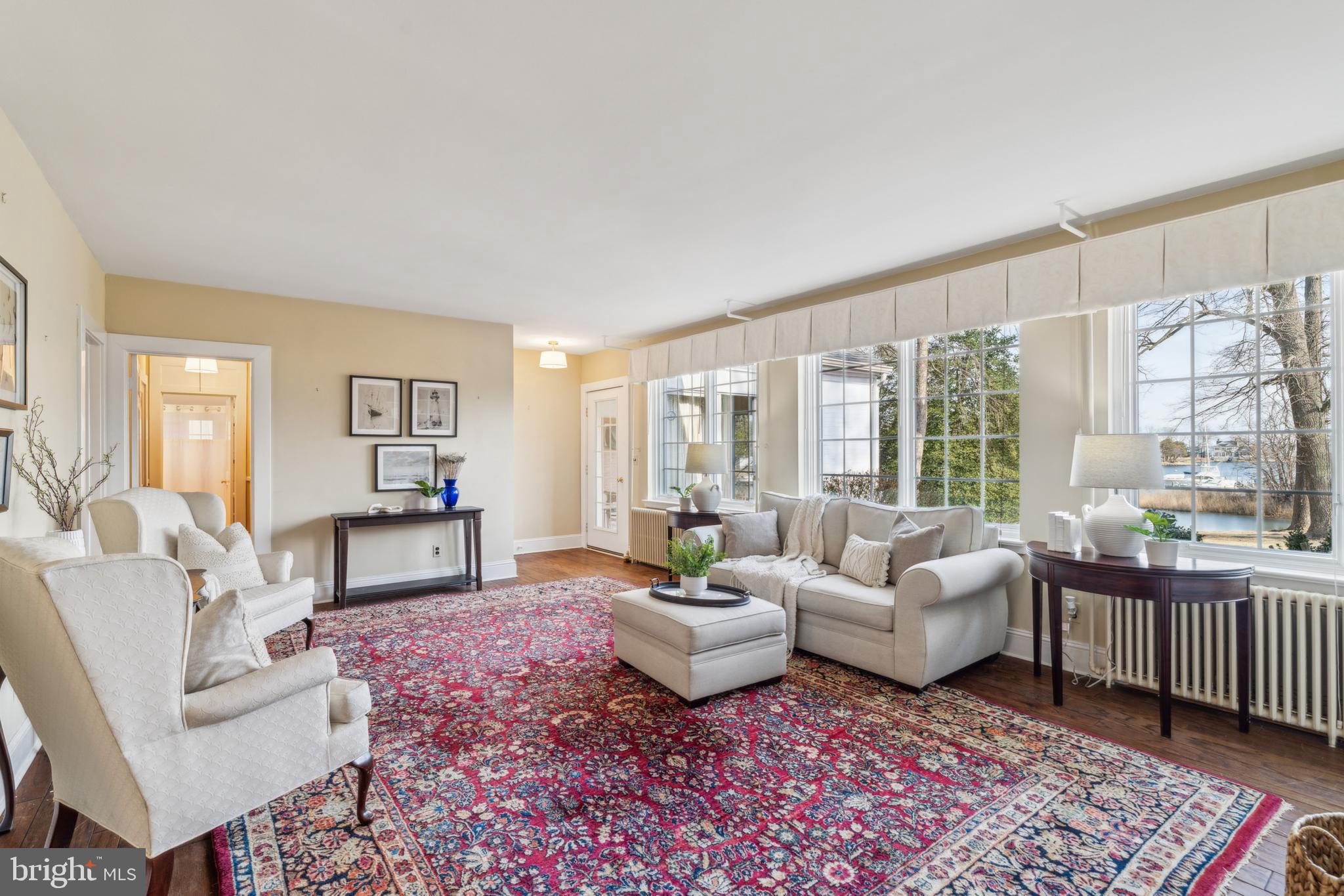 ANNAPOLIS COVE - Residential