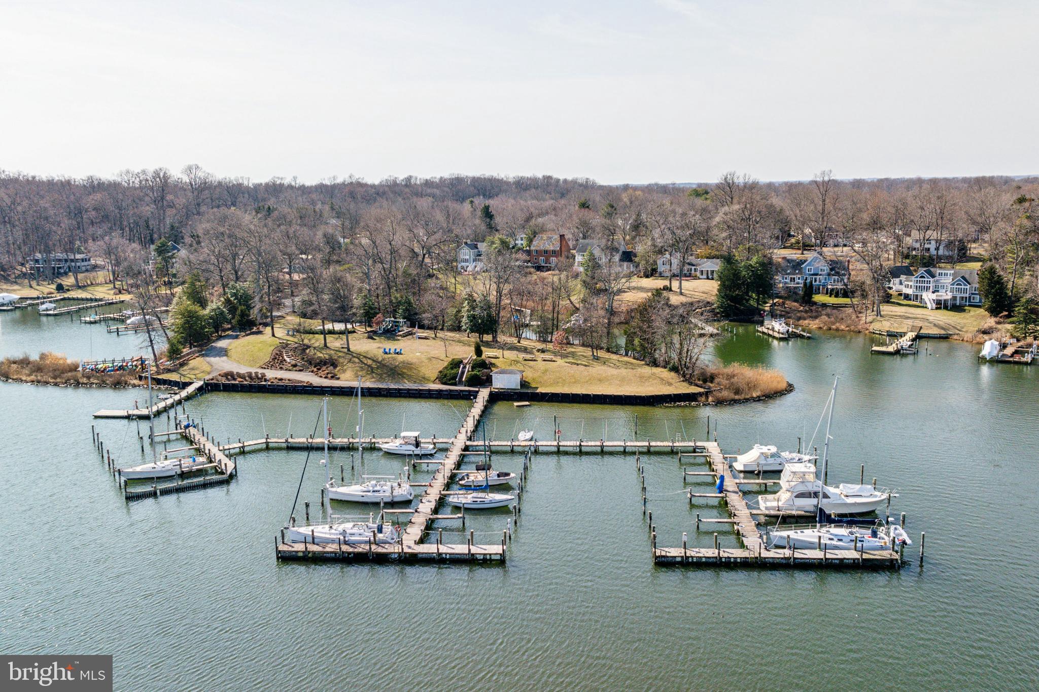 ANNAPOLIS COVE - Residential