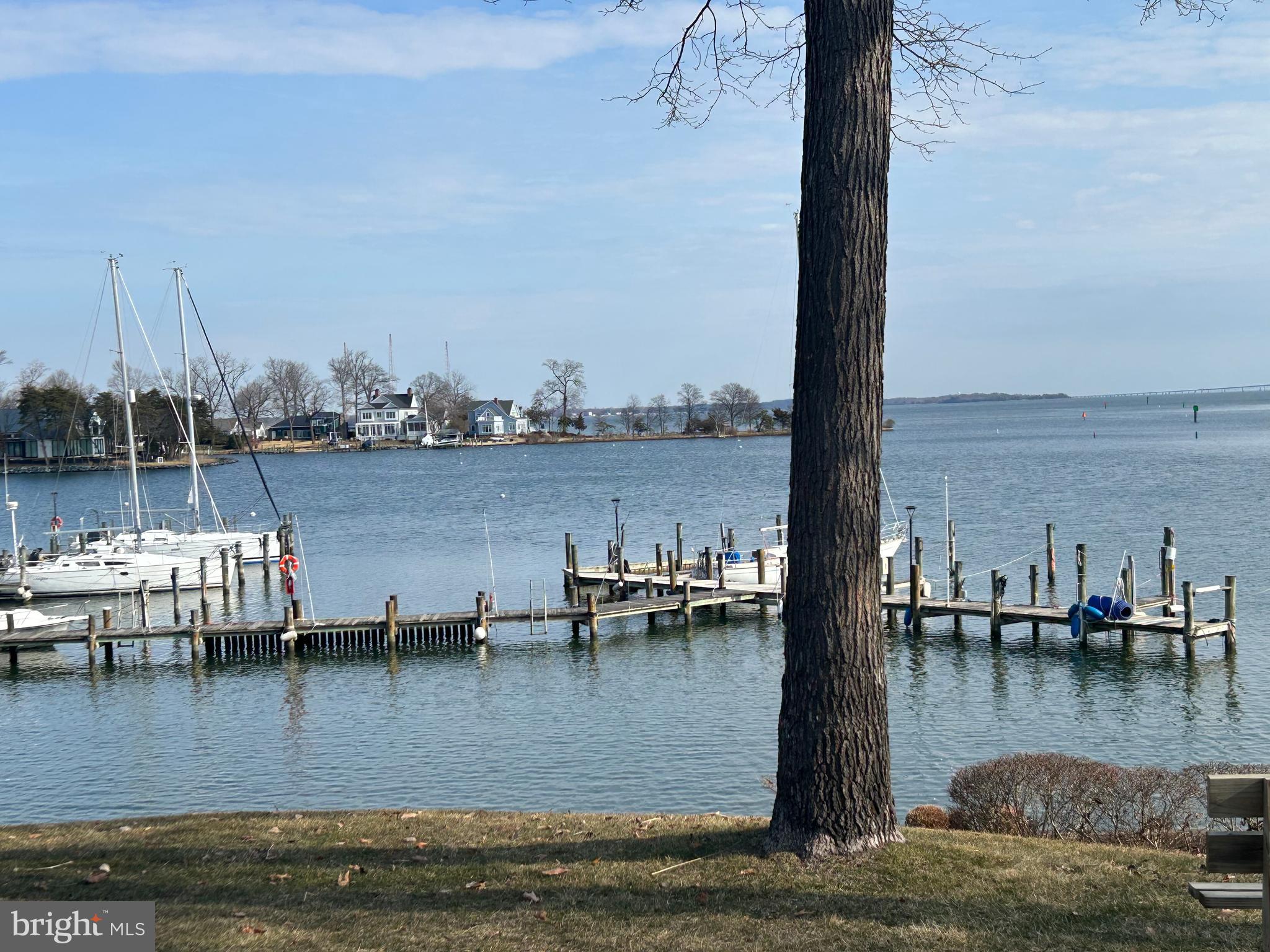 ANNAPOLIS COVE - Residential