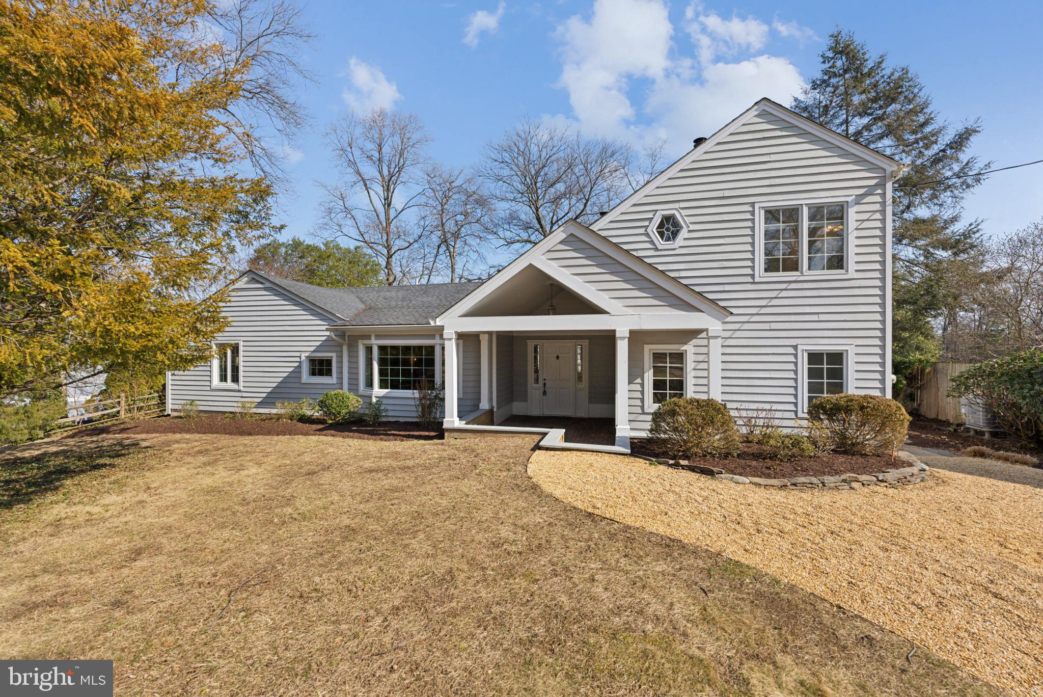 ANNAPOLIS COVE - Residential