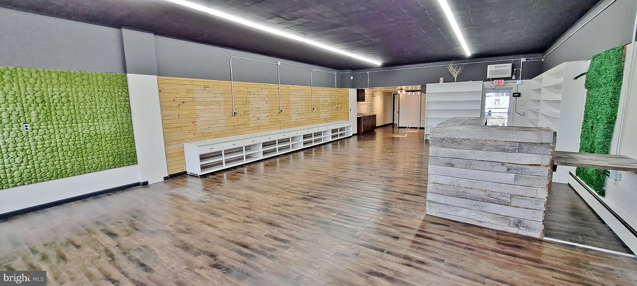 512 BROADWAY