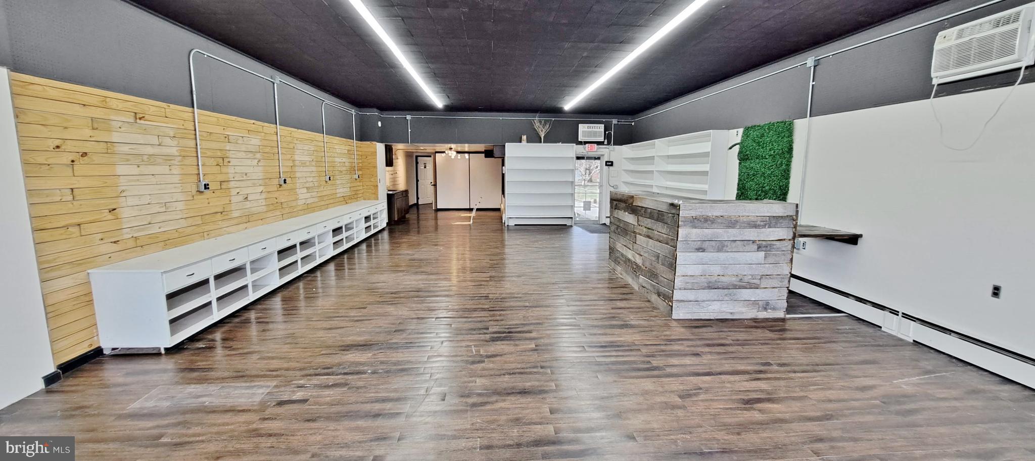 512 BROADWAY