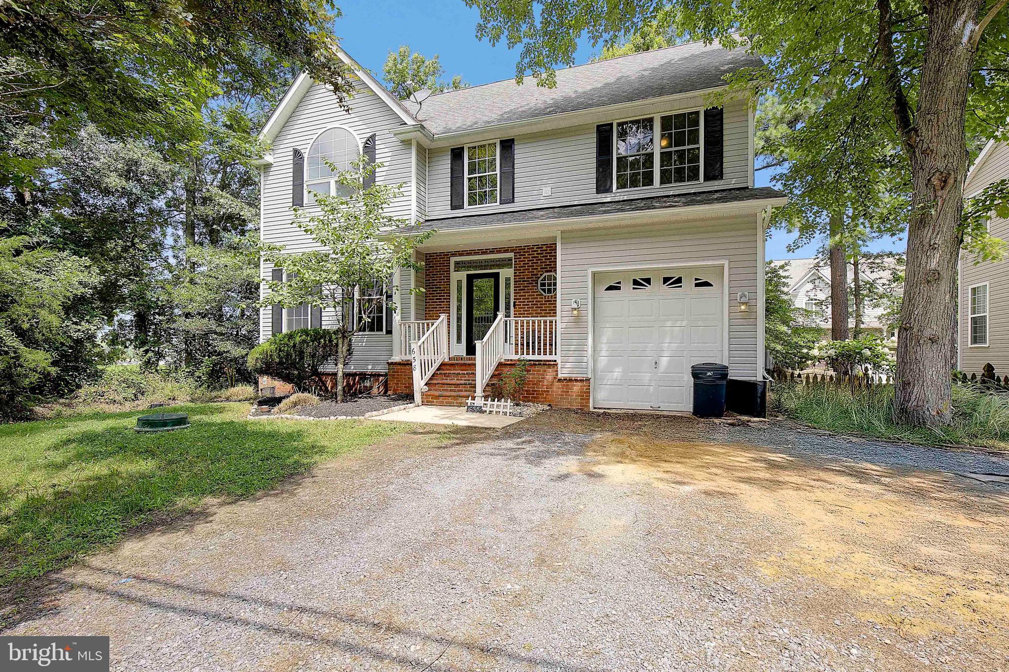 658 WALNUT AVENUE