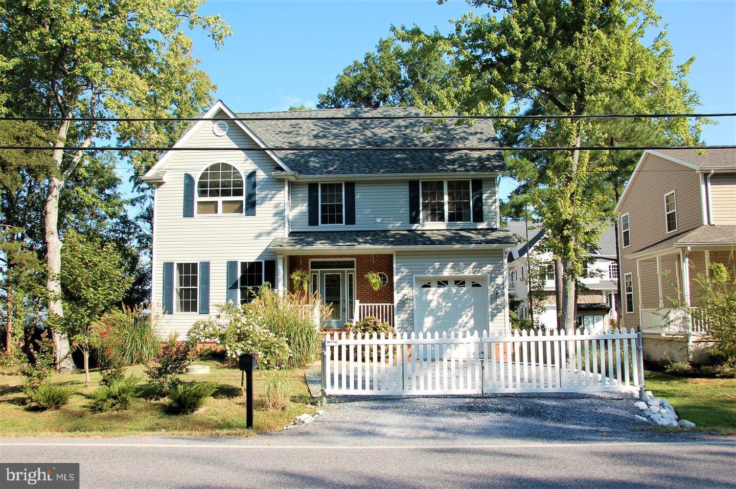658 WALNUT AVENUE