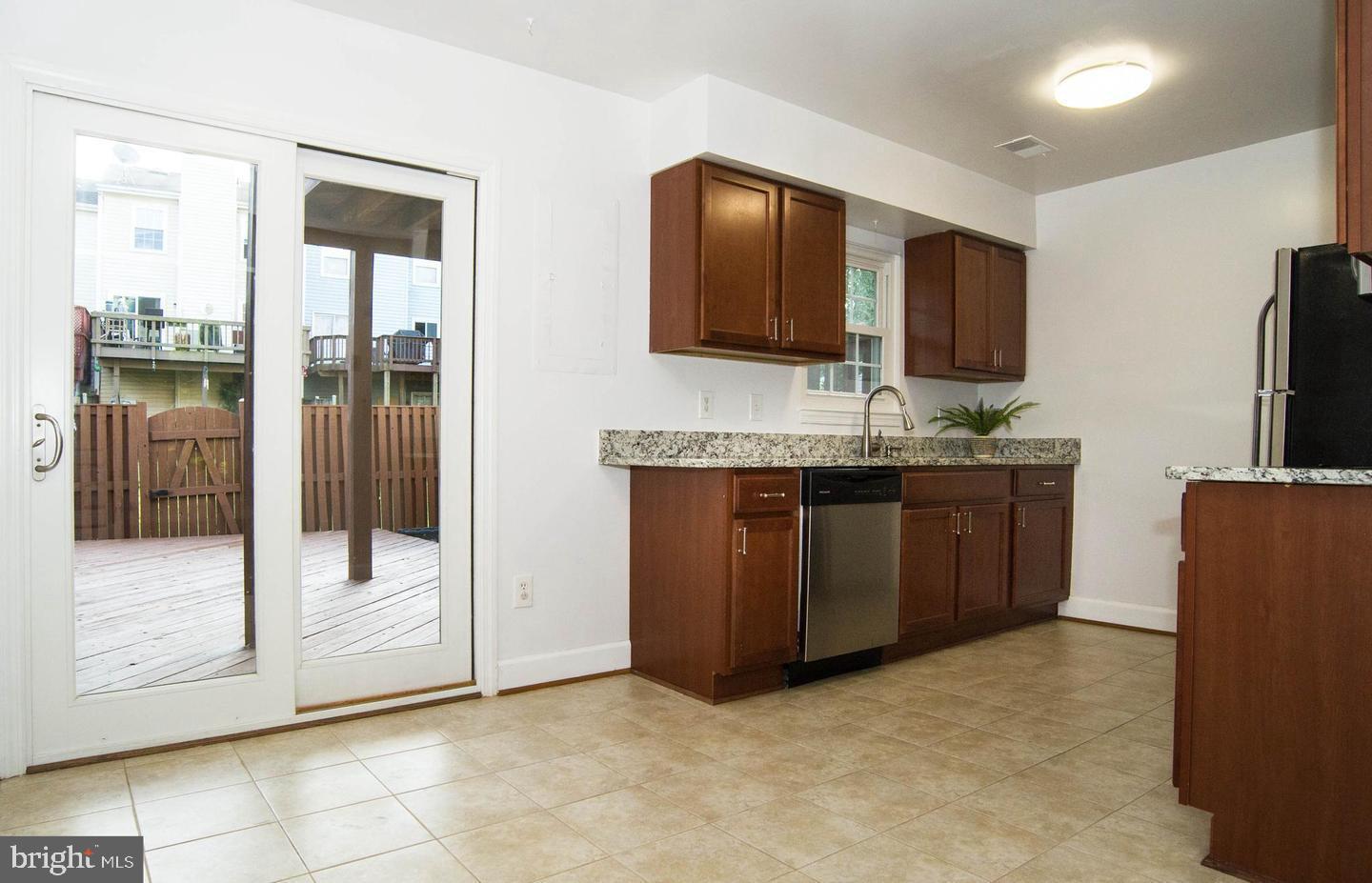 FRANKLIN GLEN - Residential Lease