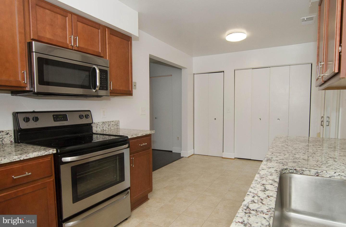 FRANKLIN GLEN - Residential Lease