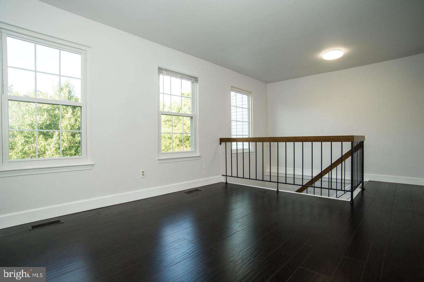 FRANKLIN GLEN - Residential Lease