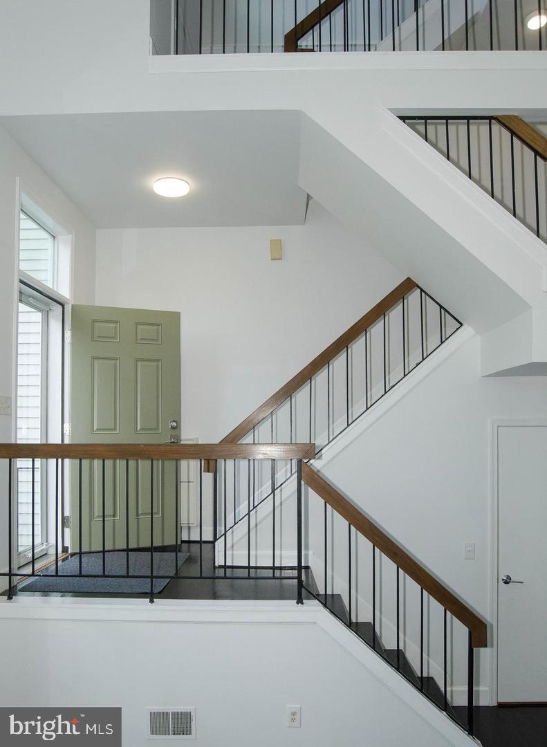 FRANKLIN GLEN - Residential Lease