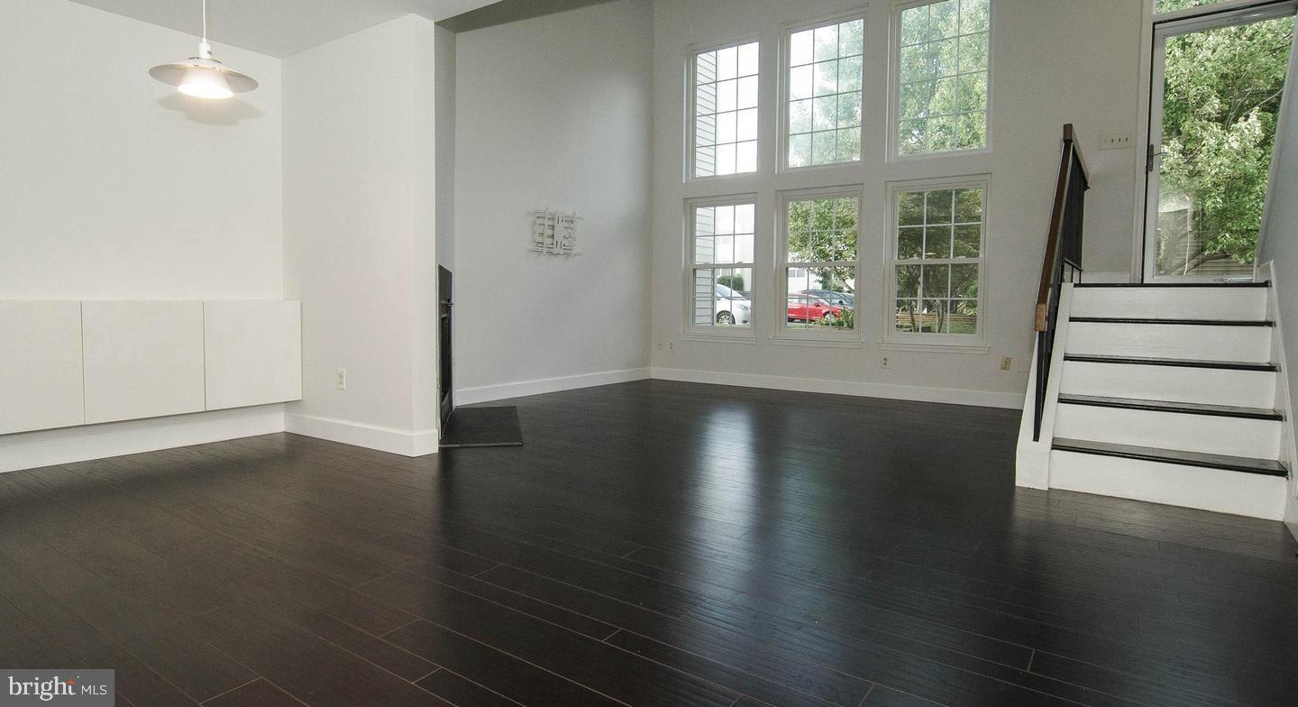 FRANKLIN GLEN - Residential Lease