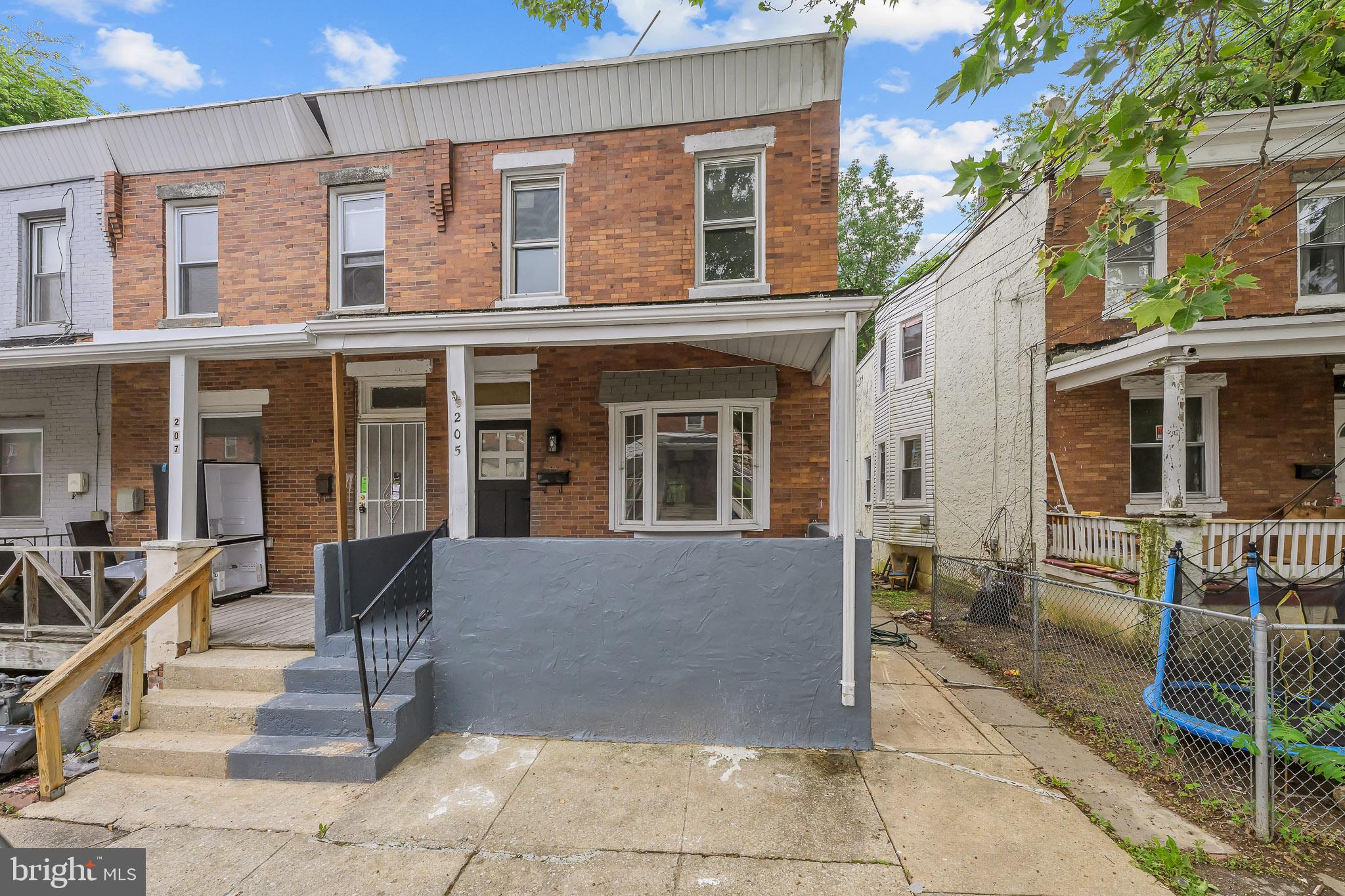 Welcome to this beautifully refinished 3-bedroom, 1-bath end-of-row townhouse in the heart of Darby! Perfectly situated on a quiet block, this charming home features a spacious and light-filled layout with fresh finishes throughout. Enjoy the privacy and added sunlight that only an end unit can offer.
Step inside to find newly updated flooring, a refreshed kitchen, and a modern bathroom. The full basement provides ample storage space or the potential for future living space. Whether you're a first-time buyer or looking for a turnkey investment, this home is completely move-in ready.
Conveniently located near shopping, public transportation, and local schools. Don’t miss your chance to own a quality home in a growing area!