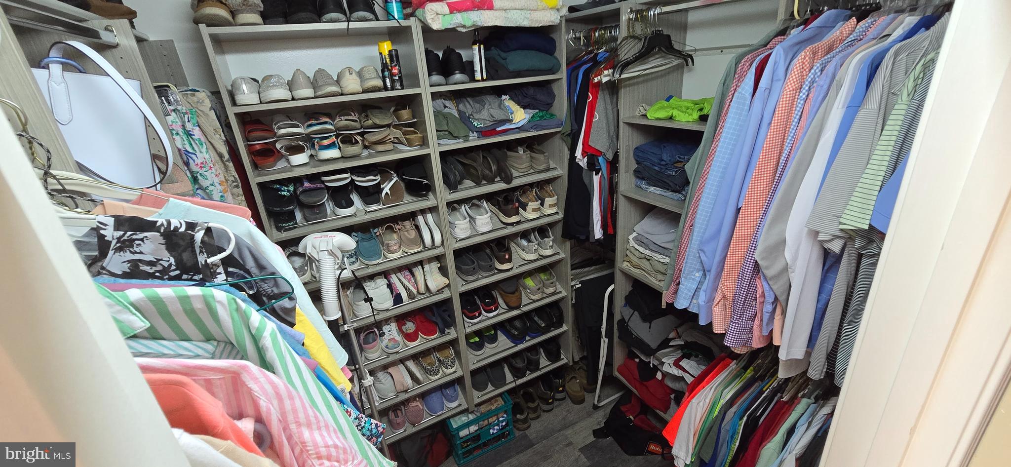 MILLS FARM - Residential