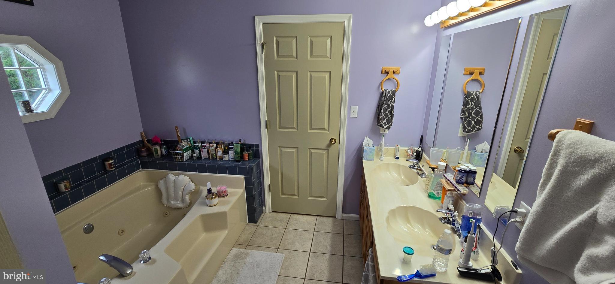 MILLS FARM - Residential