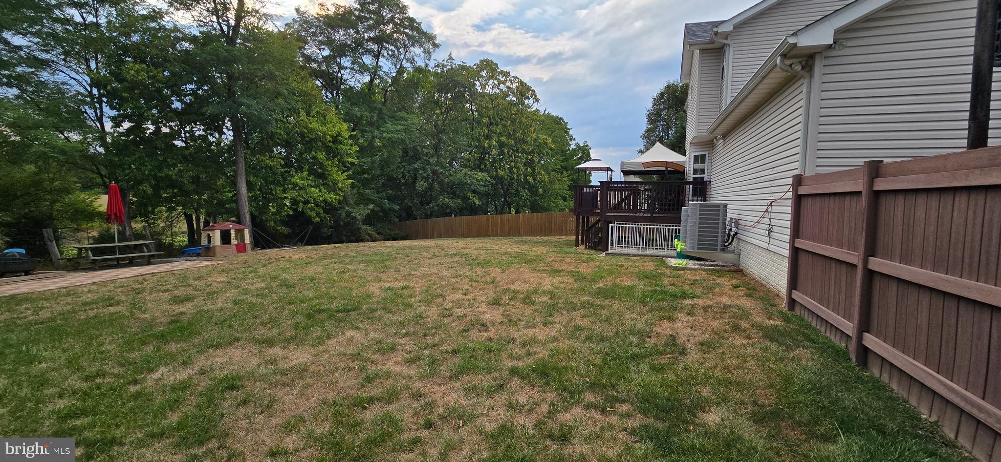 MILLS FARM - Residential