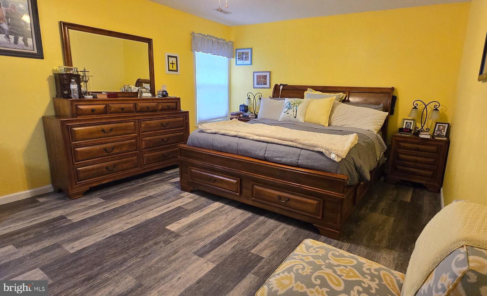 MILLS FARM - Residential