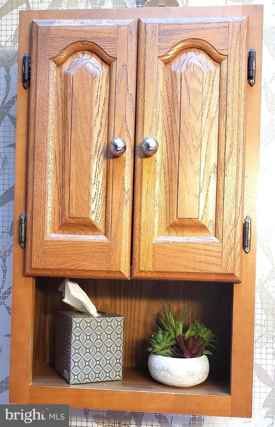 LAWNDALE - Residential