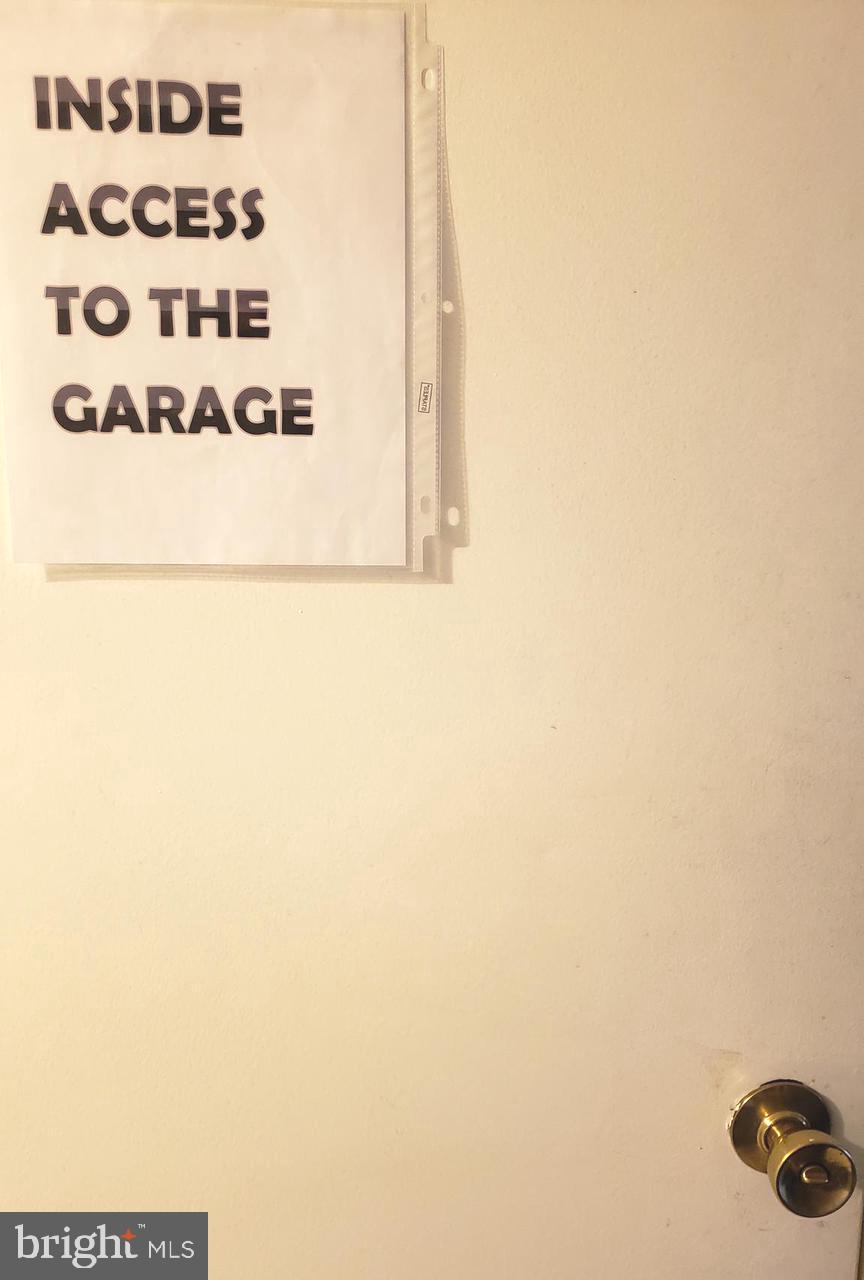 LAWNDALE - Residential